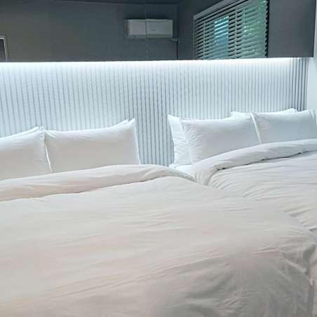 One-Bedroom House photo 2