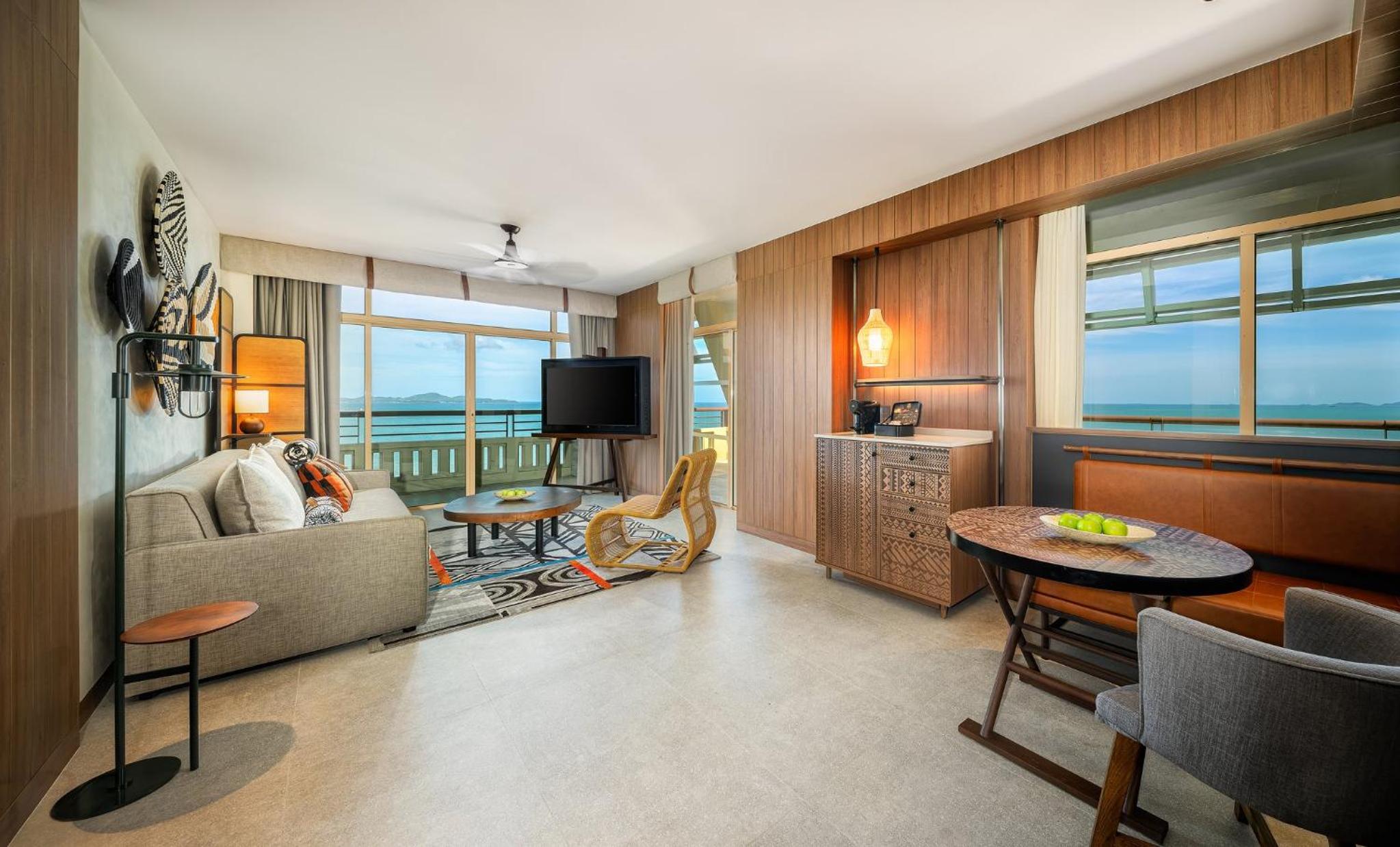 Mirage Family Suite King with Bunk Bed