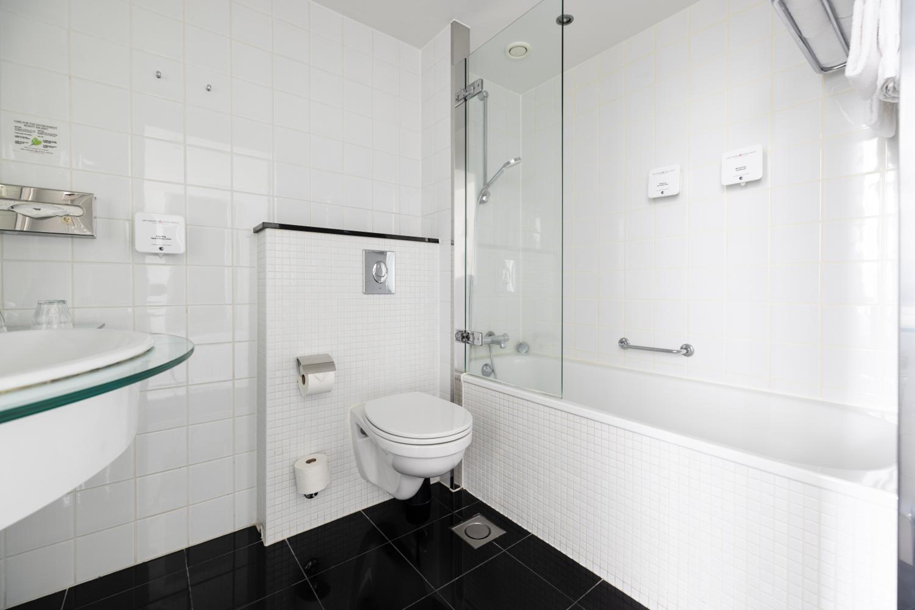 Standard Double Room - Photo 2