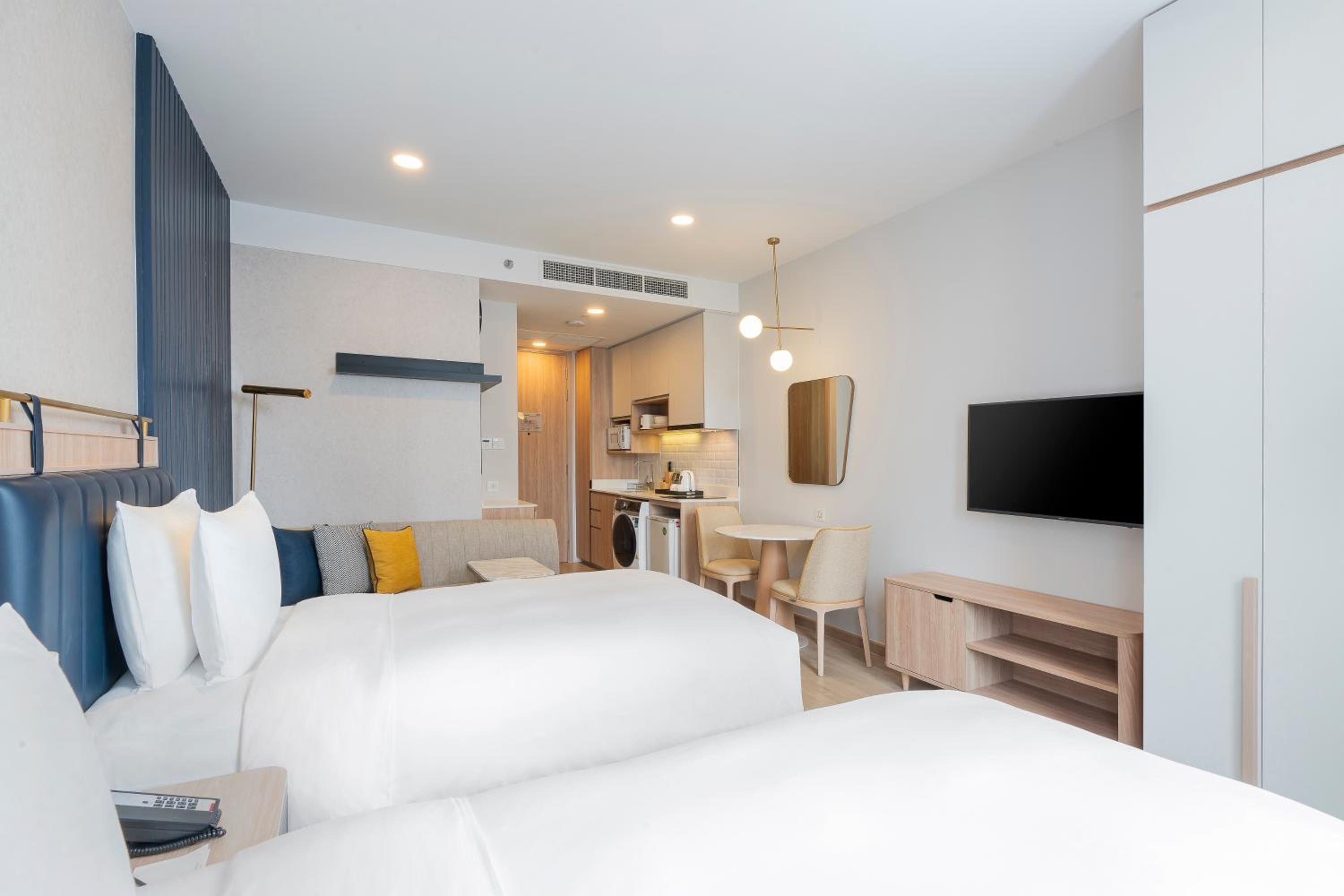 Studio Suite 2 Single Beds photo 3