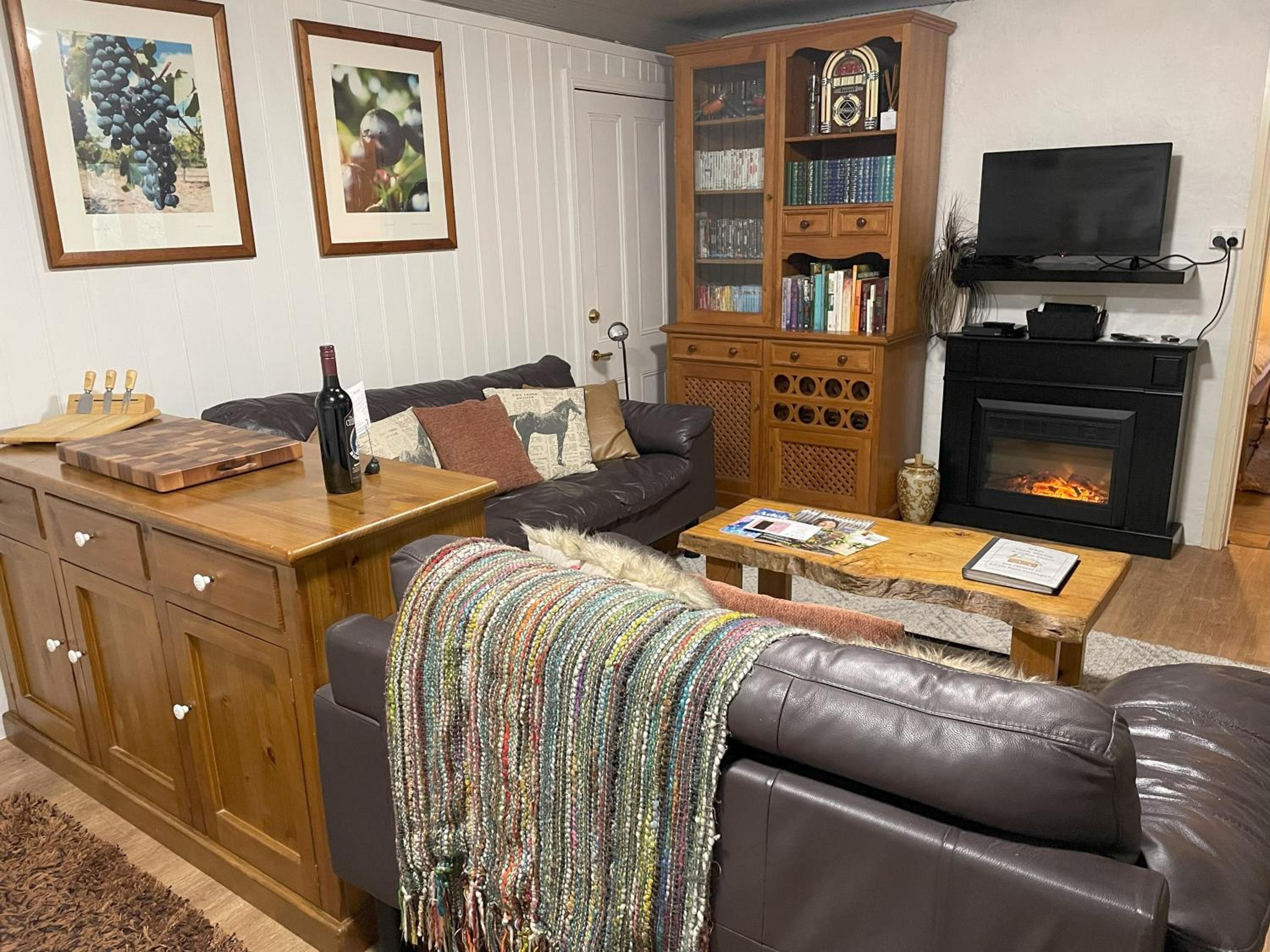One-Bedroom House photo 2