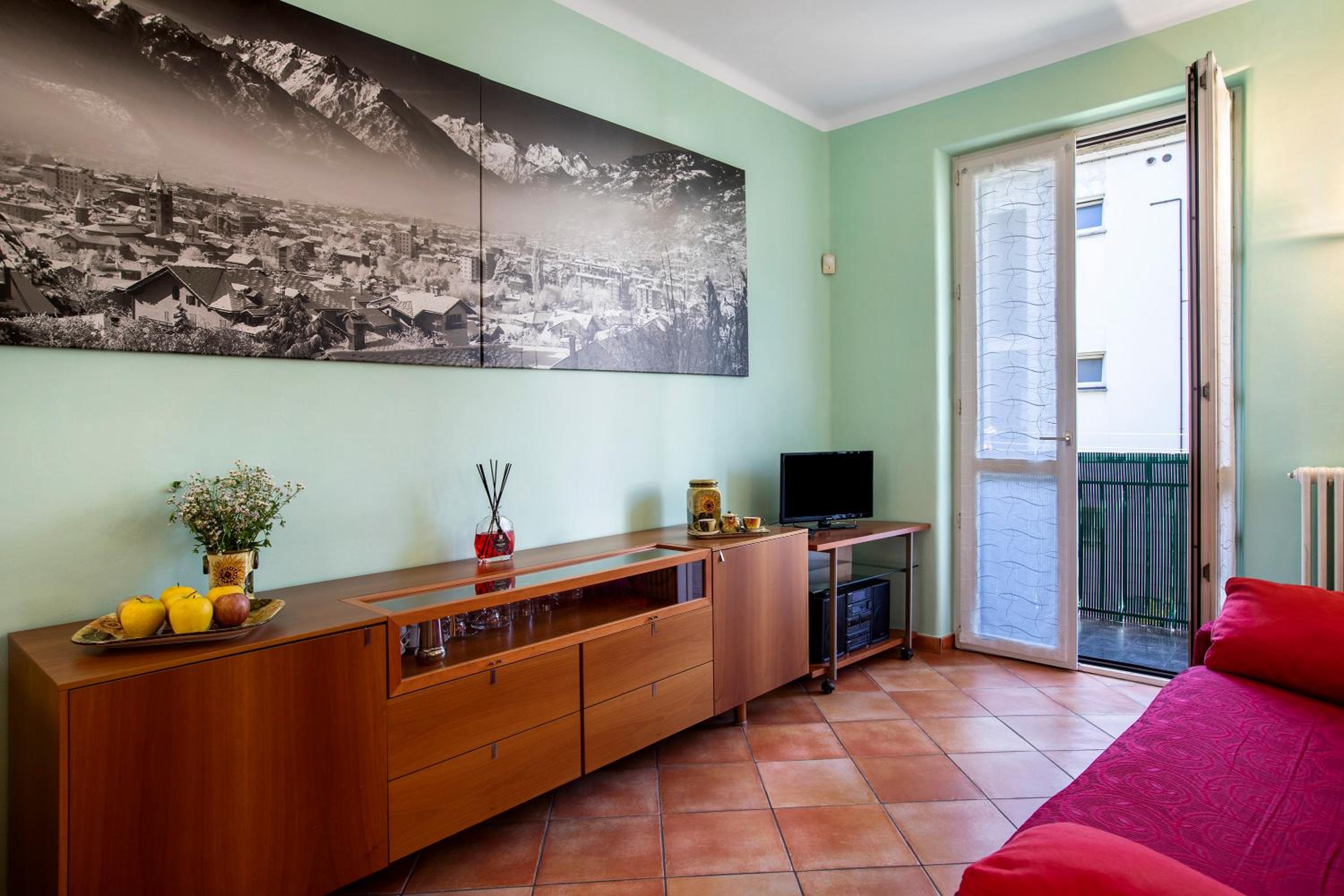 Superior One-Bedroom Apartment with Balcony