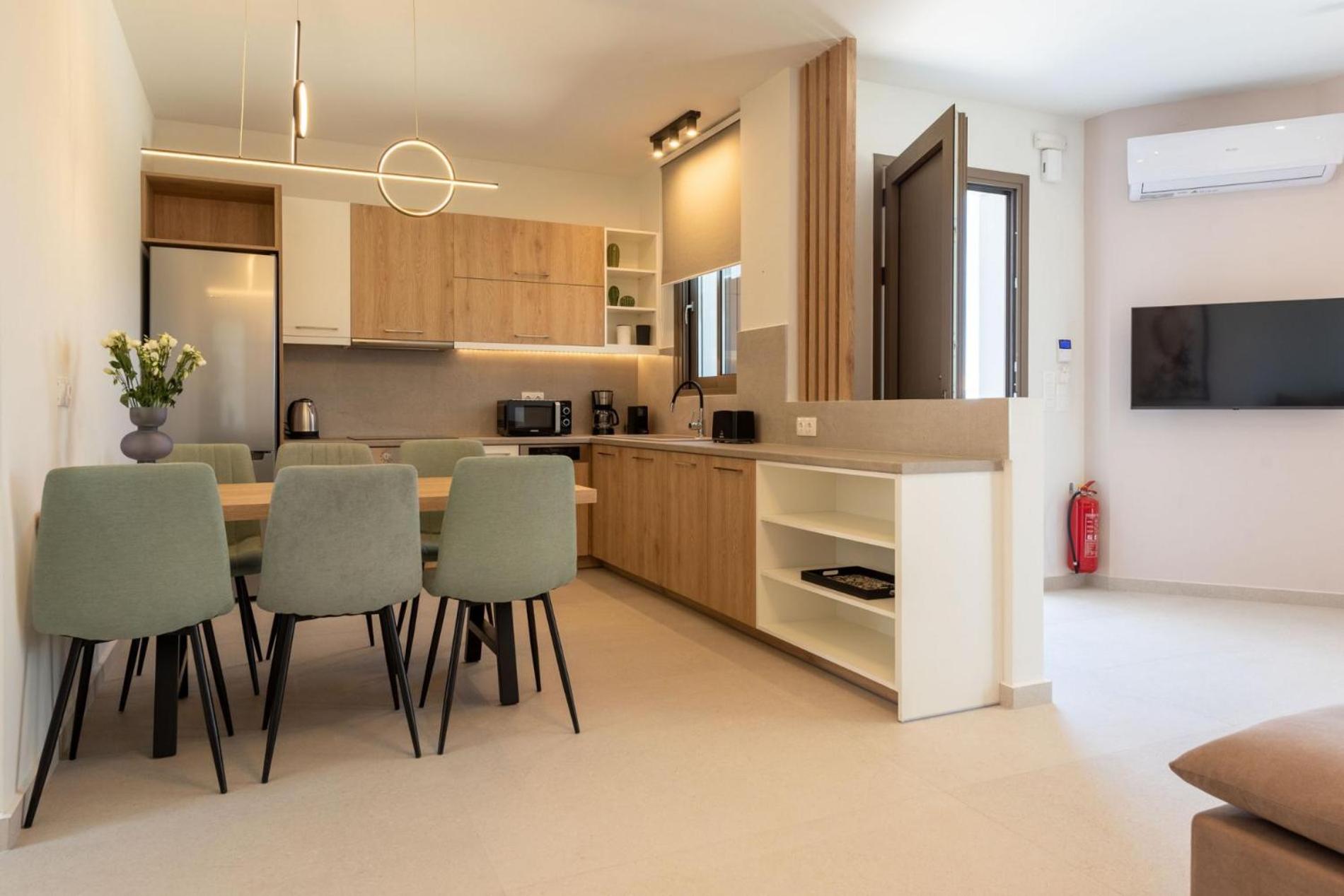 Three-Bedroom Villa photo 2