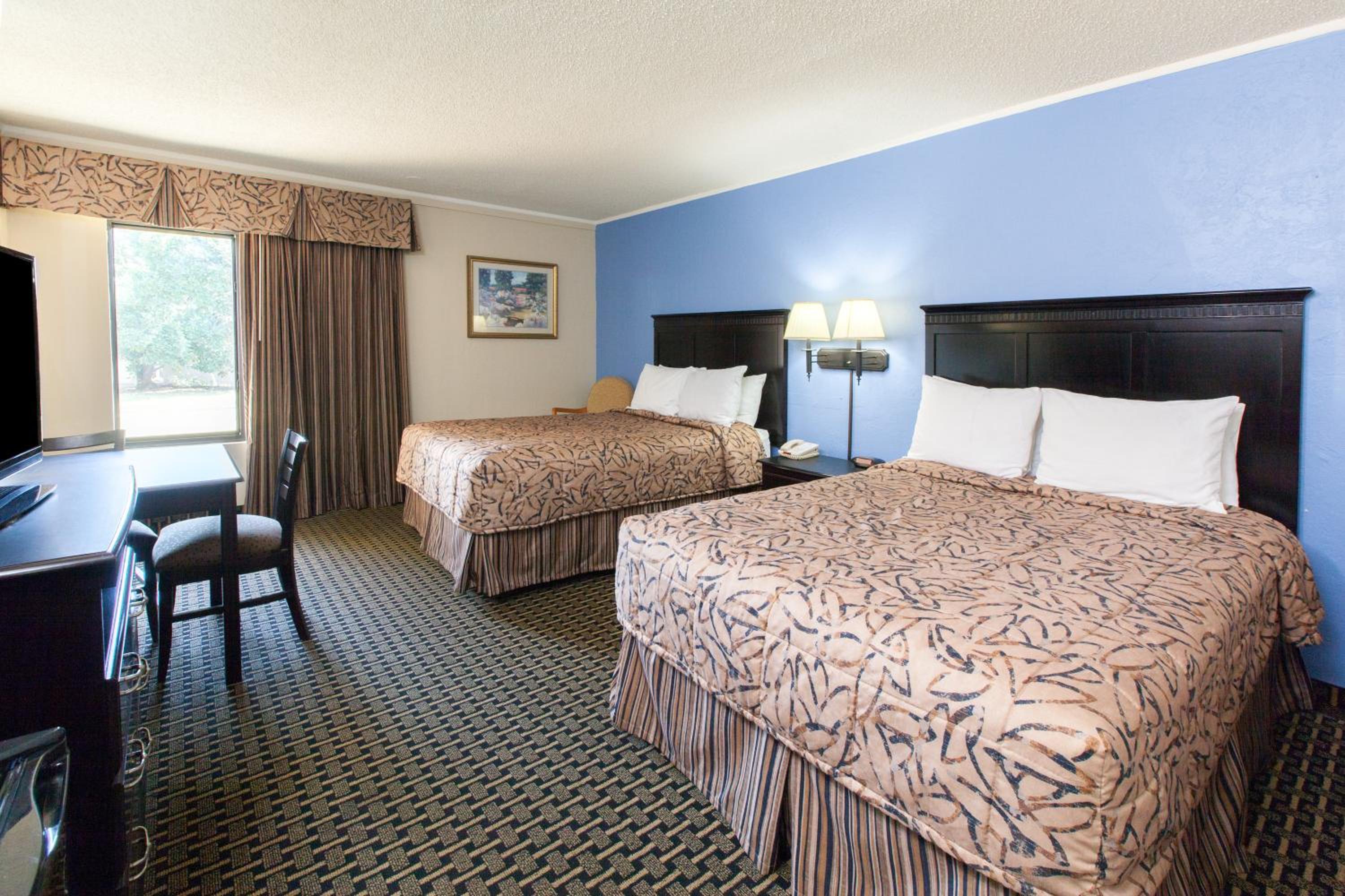 Double Room with Two Double Beds - Disability Access - Non-Smoking