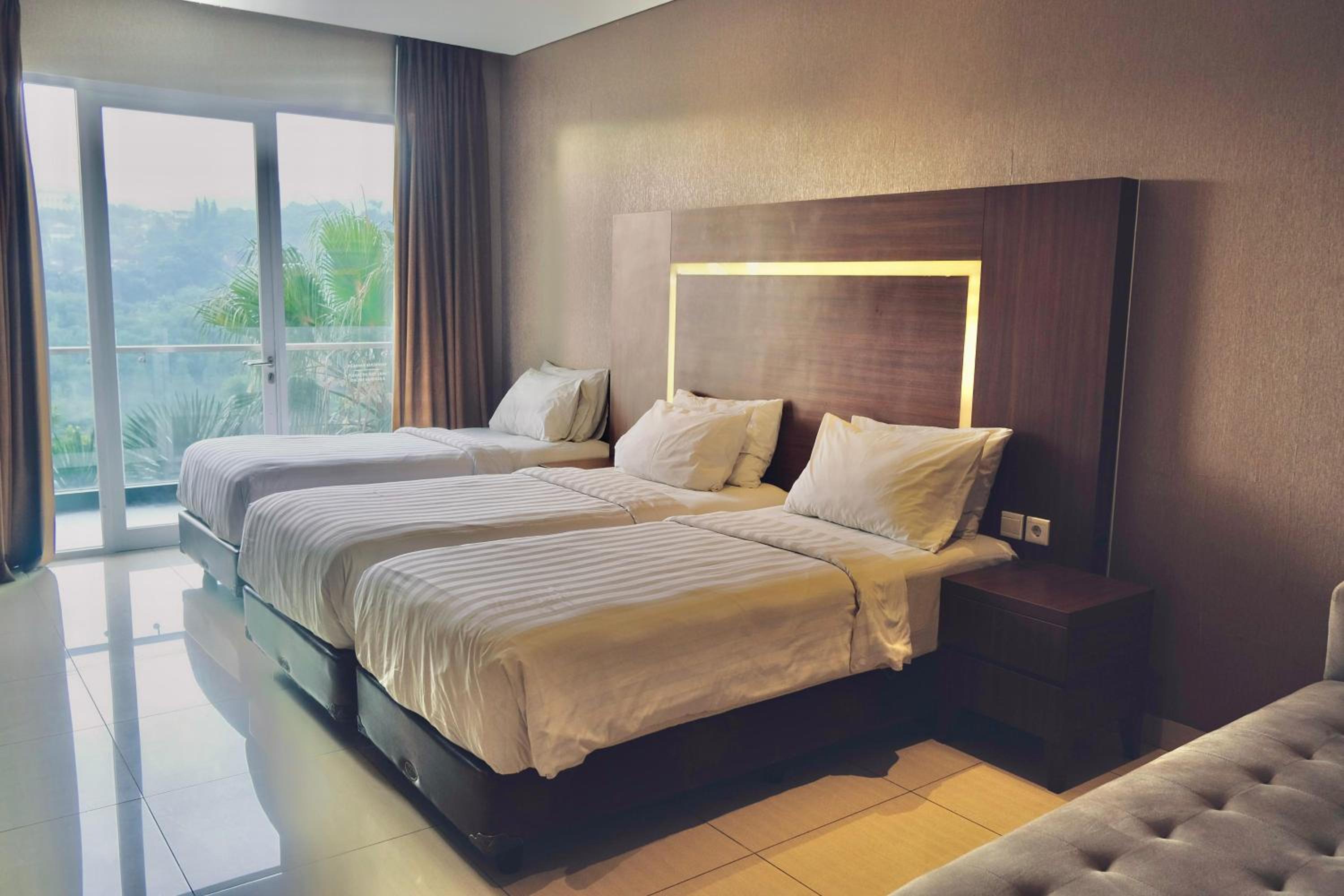 Triple Room With Terrace
