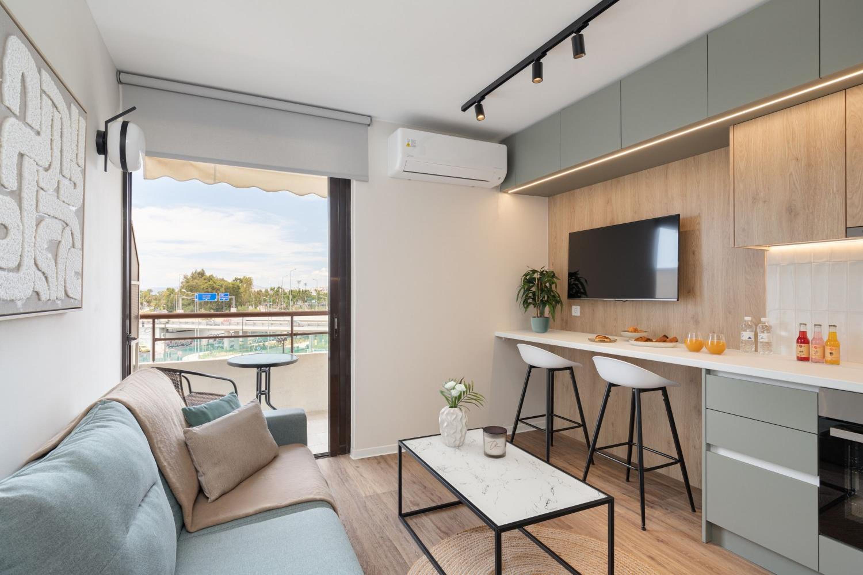 One-Bedroom Apartment