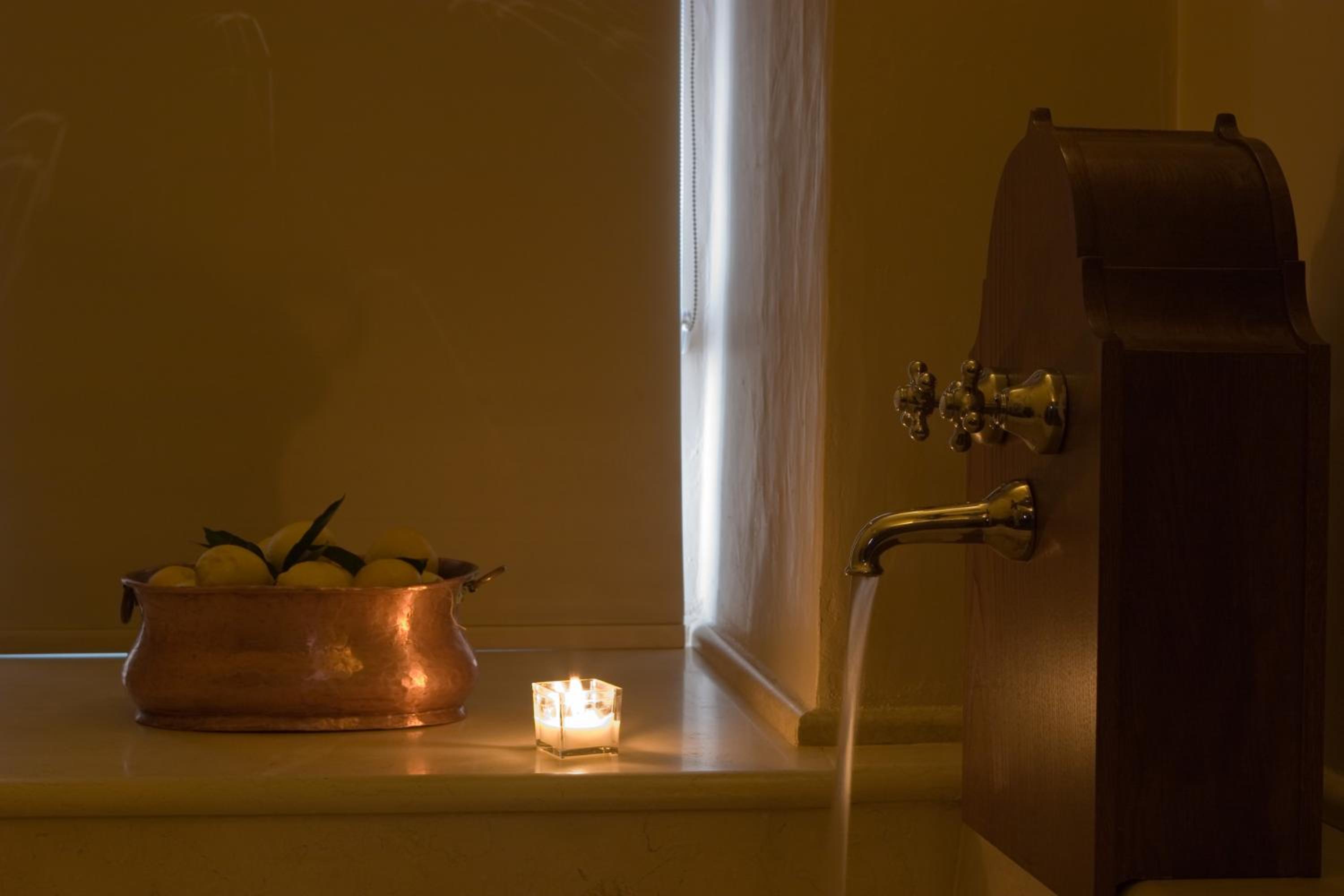Watergarden Suite photo 2