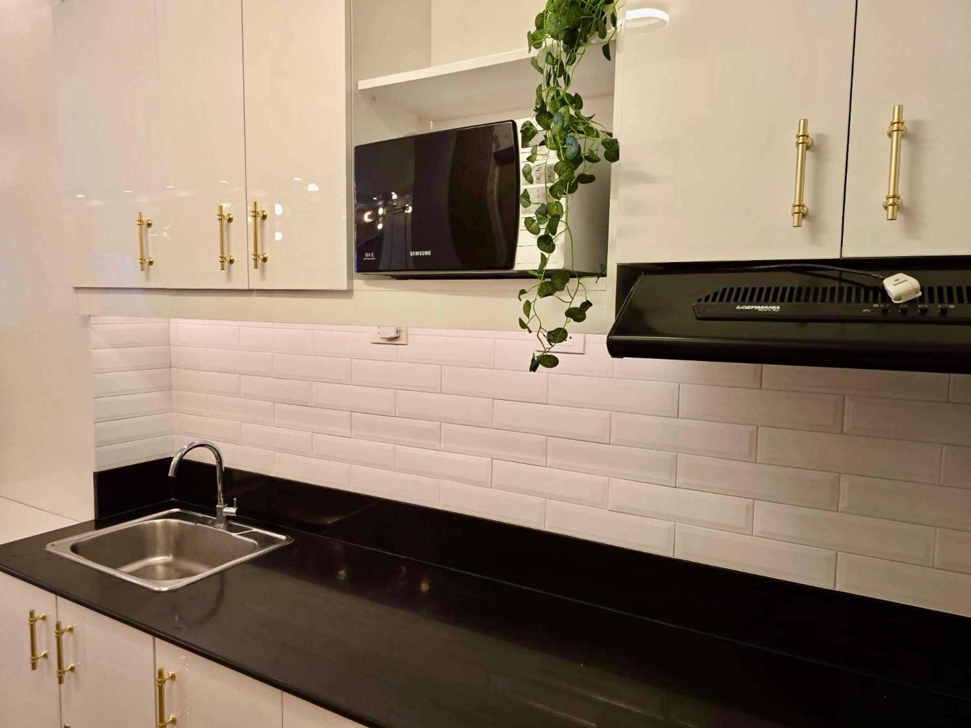 One-Bedroom Apartment - Photo 15