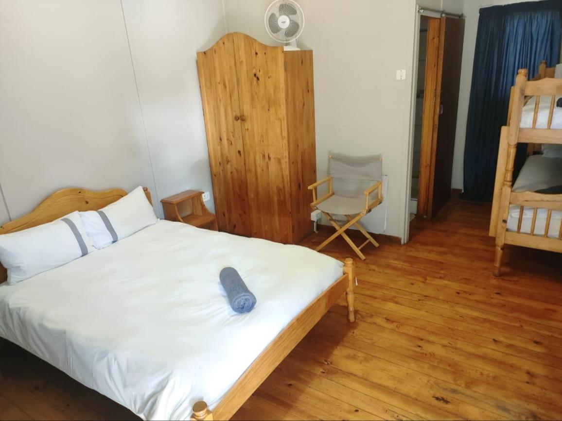 Large Double Room photo 1