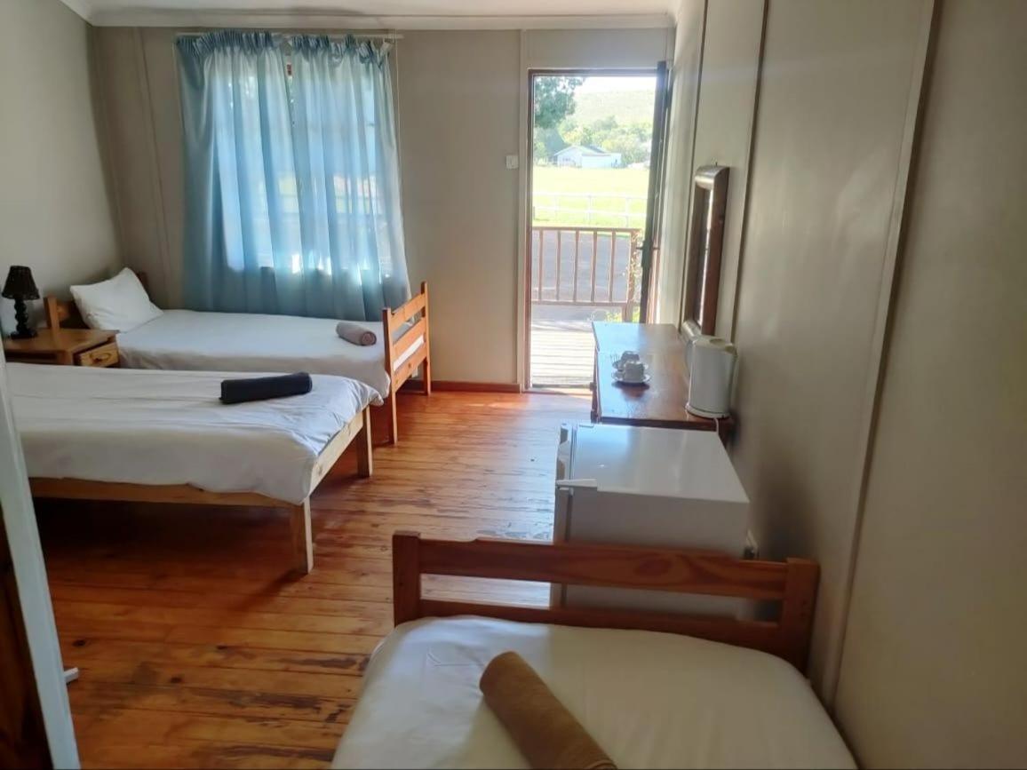 Comfort Triple Room with Shower photo 3