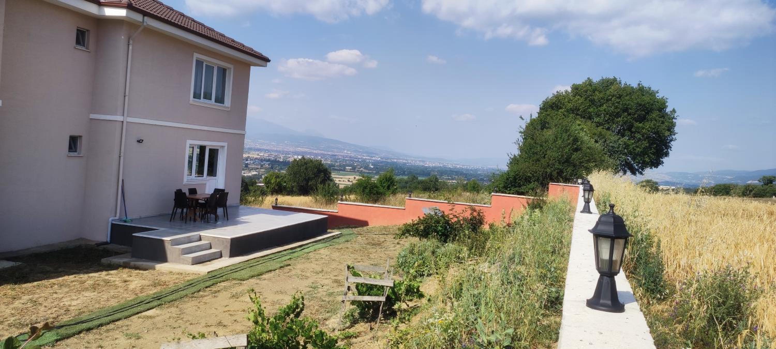 Villa photo 3