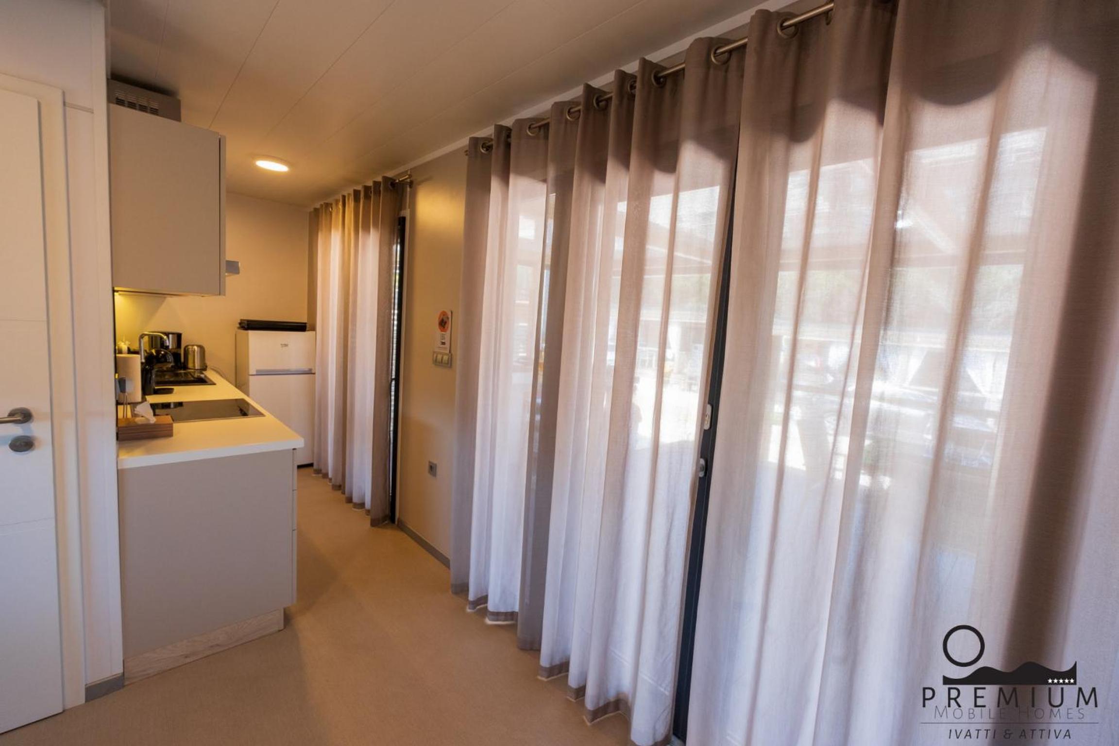 Two Bedroom Mobile Home with Terrace photo 1