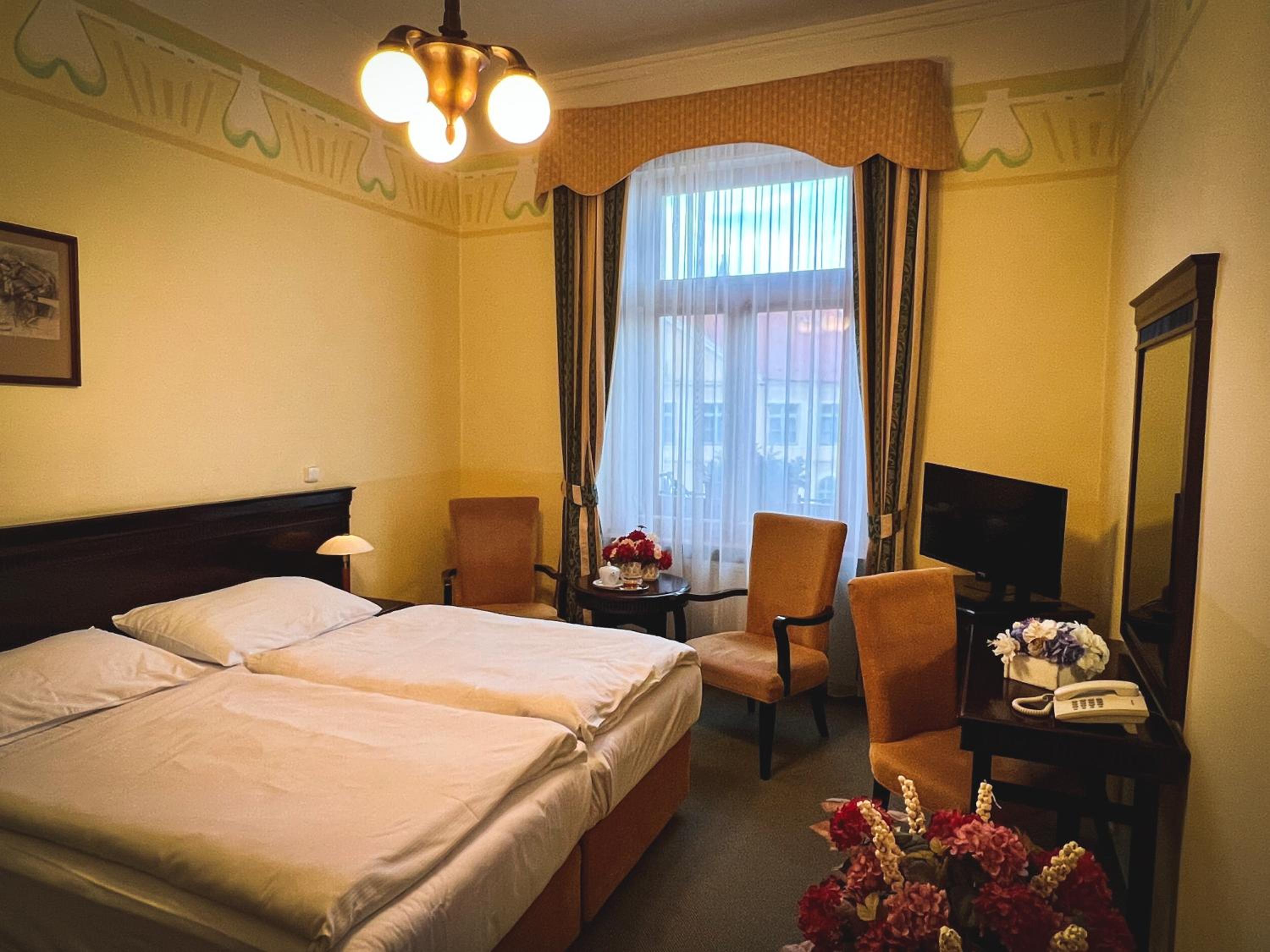 Double or Twin Room photo 3