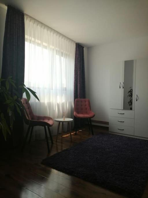 Four-Bedroom House photo 1