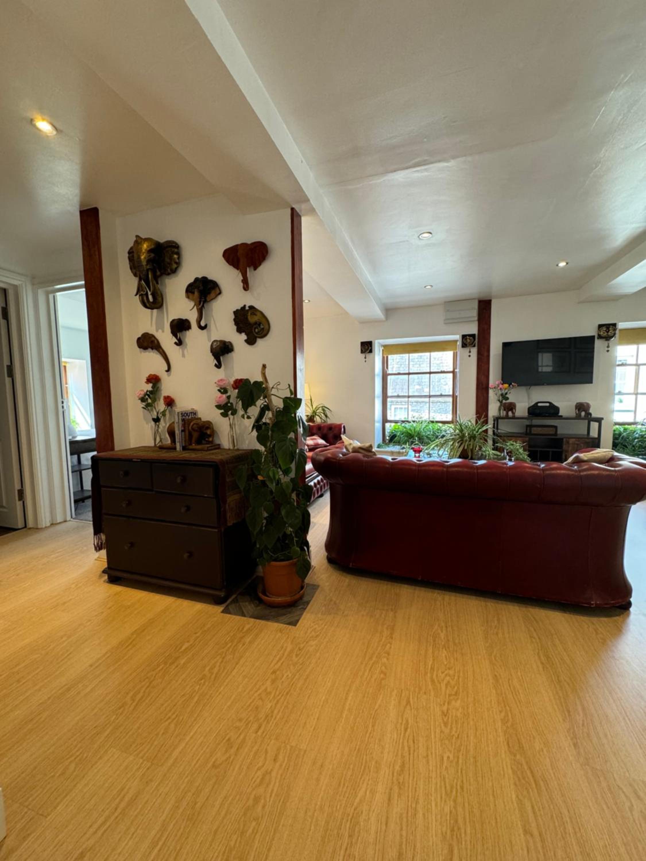 Four-Bedroom Deluxe Apartment photo 2