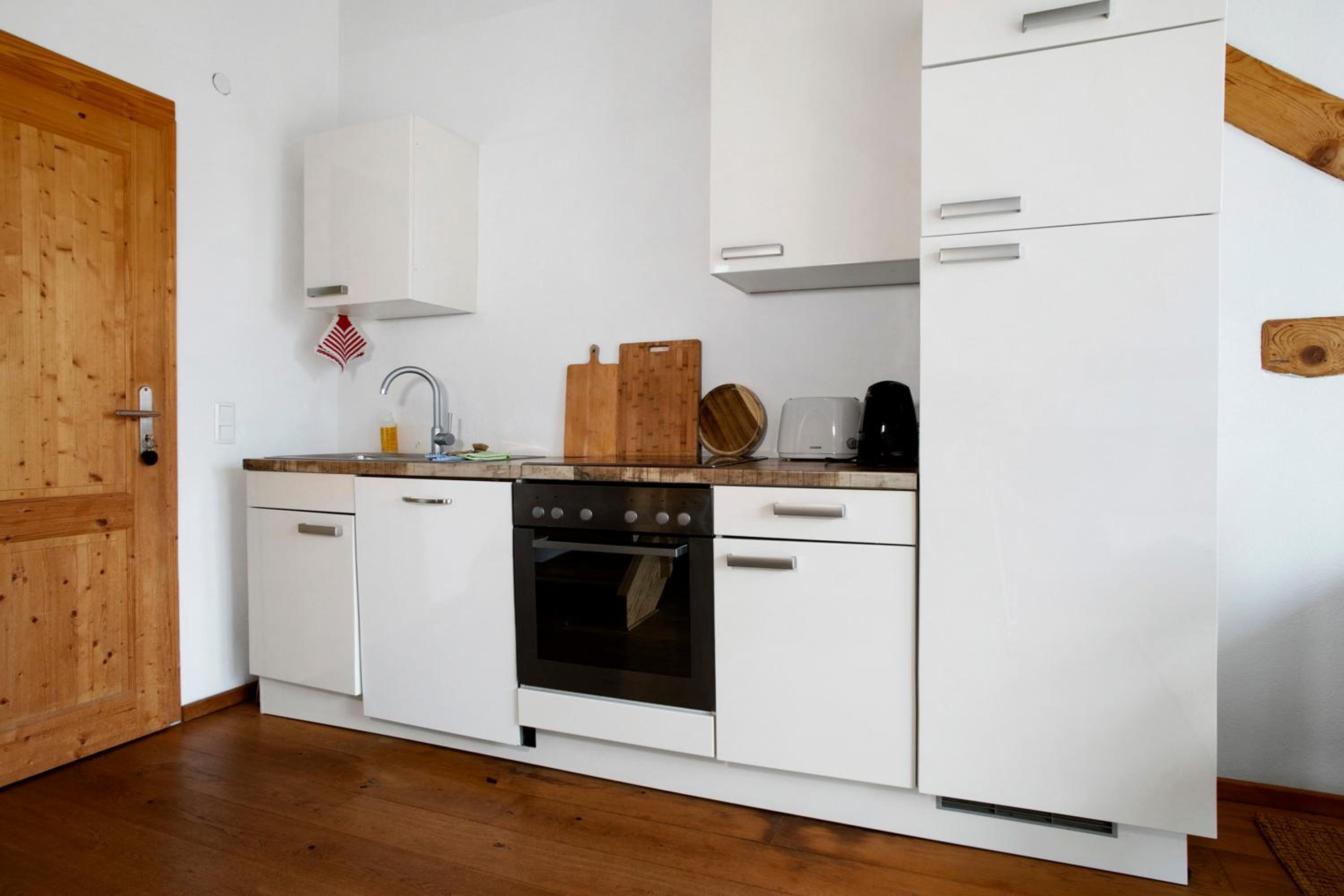 Two-Bedroom Deluxe Apartment with Garden View photo 2