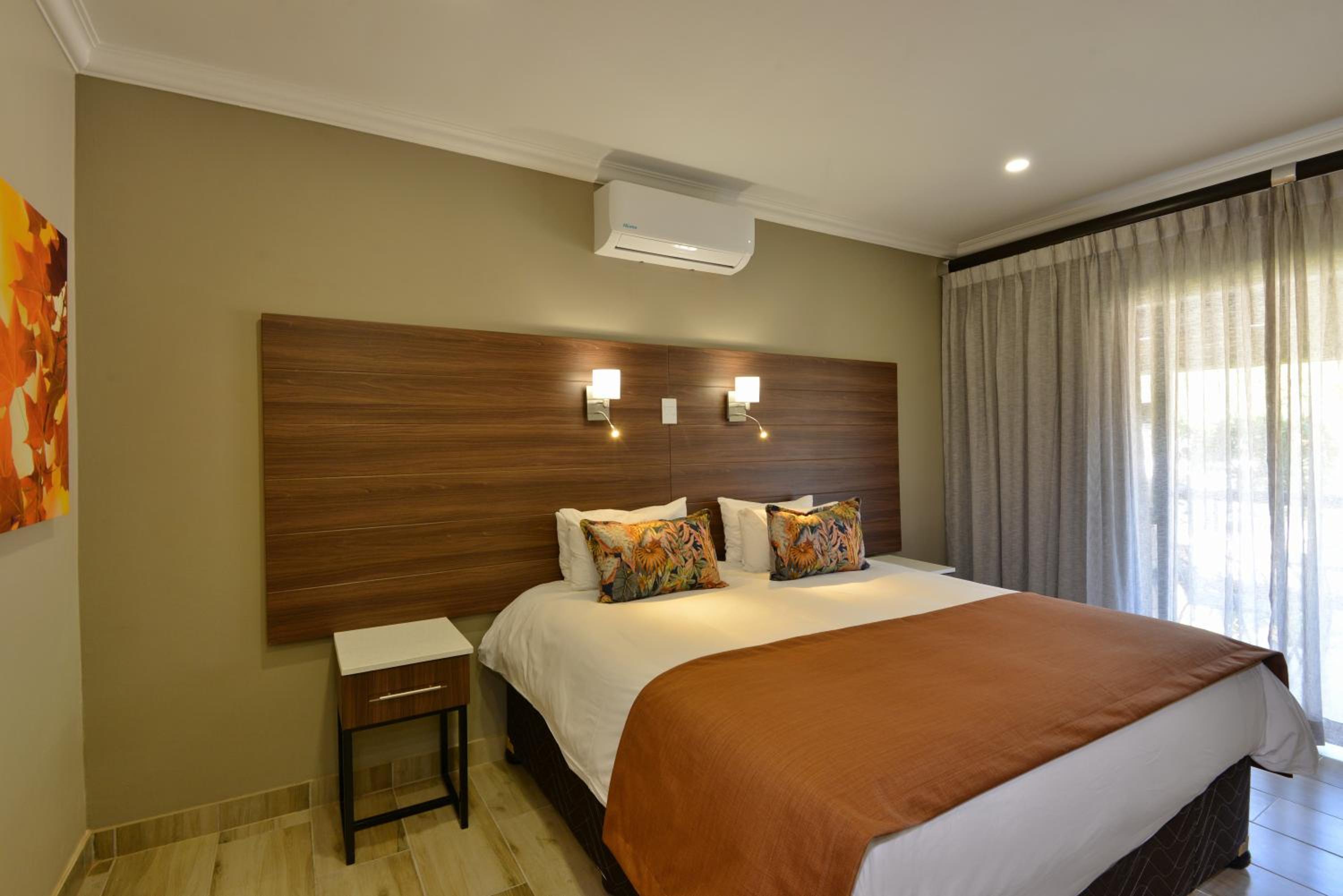 Deluxe Double Room with Shower photo 3