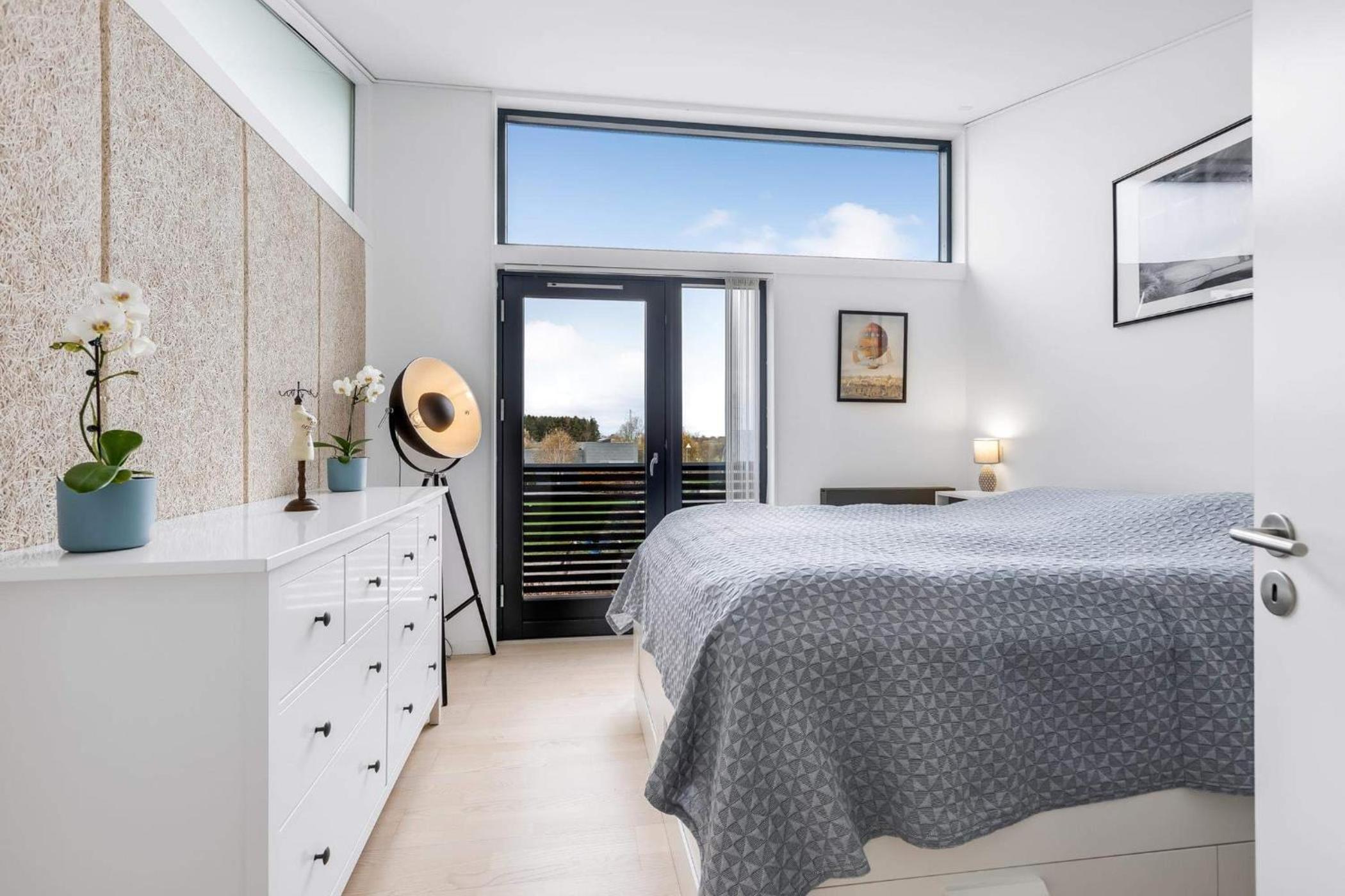 Three-Bedroom Villa photo 1