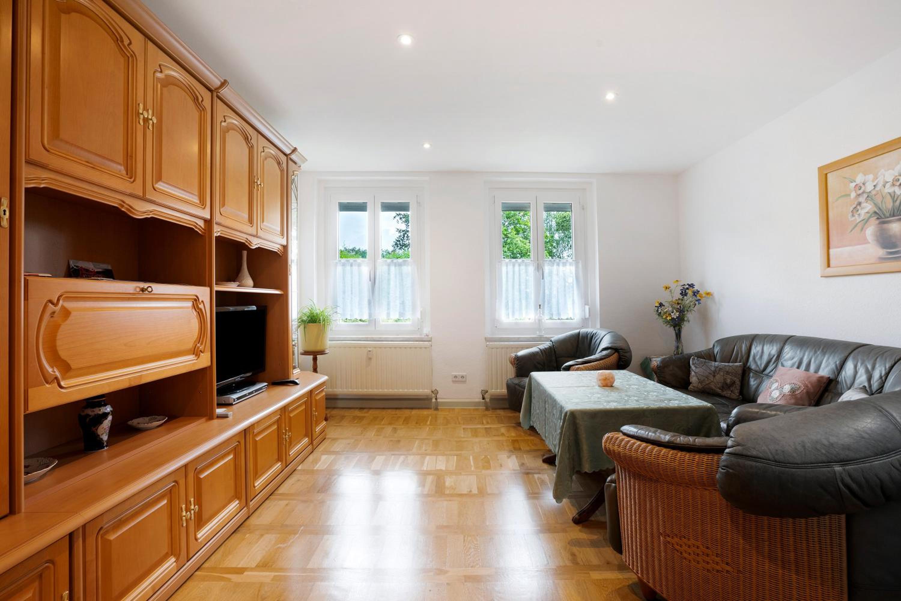 Two-Bedroom Deluxe Apartment with Garden View photo 1