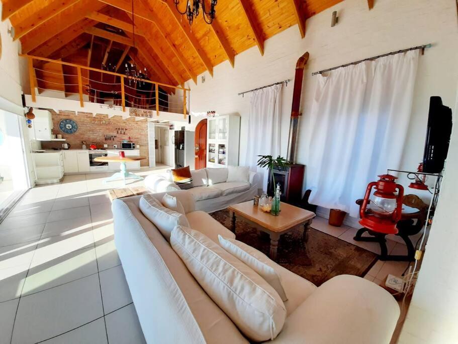 Four-Bedroom House photo 2