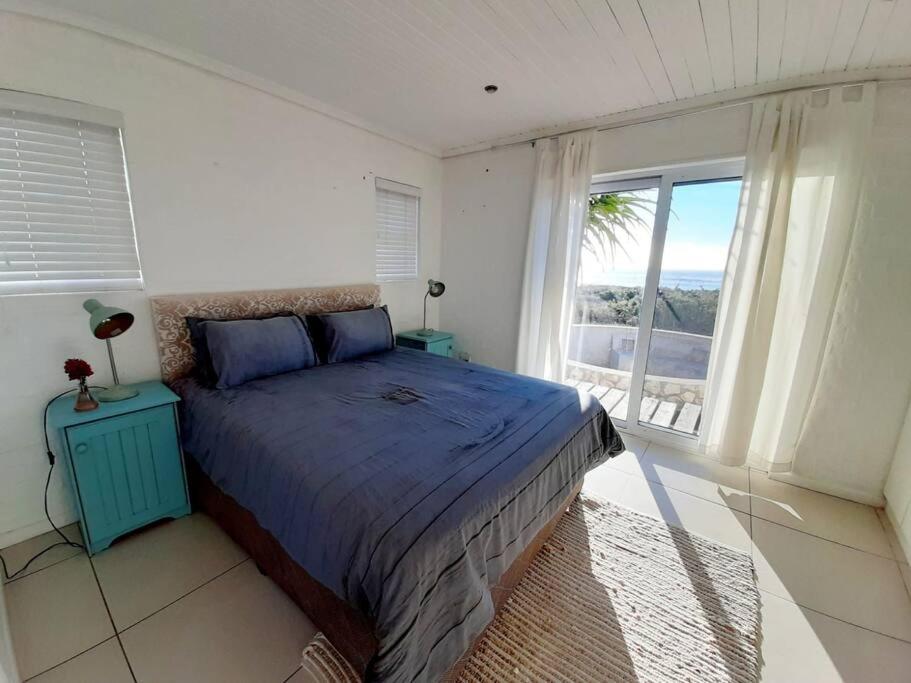 Four-Bedroom House photo 1