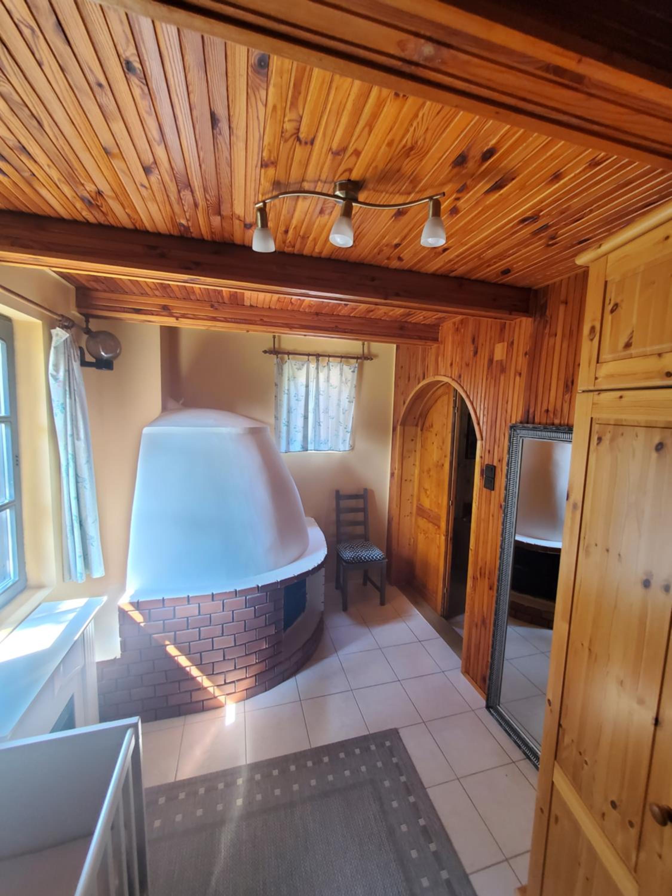 Three-Bedroom Suite photo 2