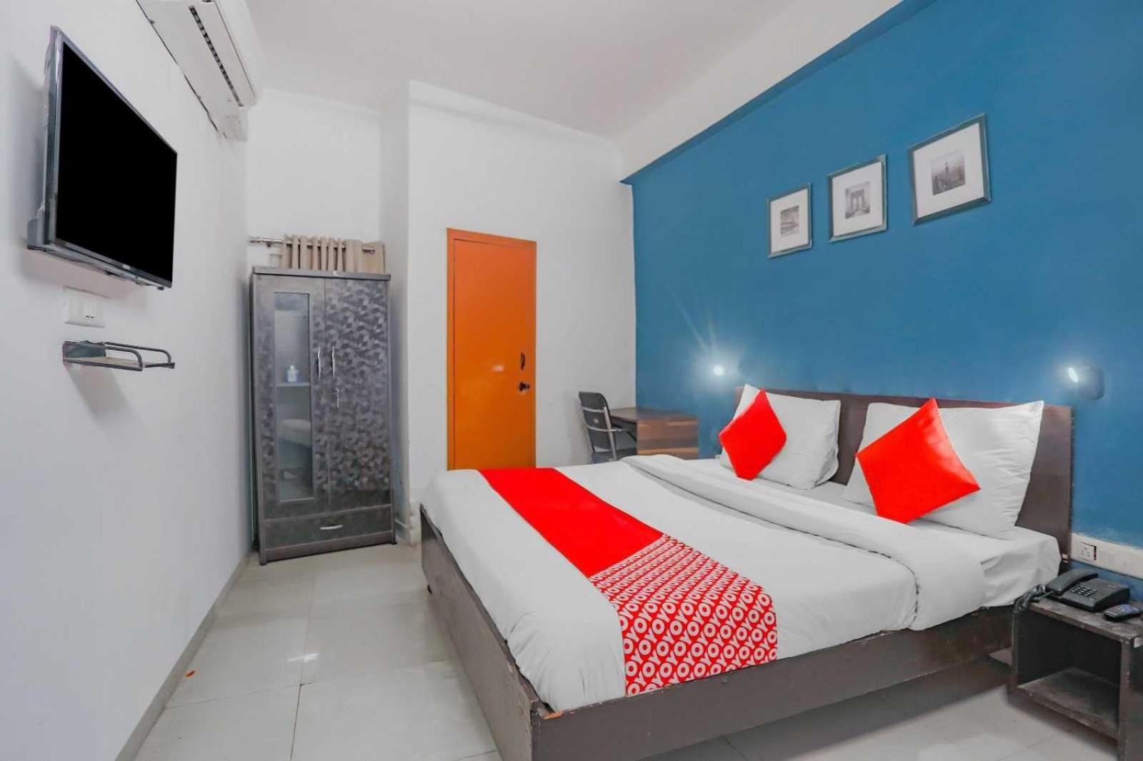 Classic Triple Room photo 1