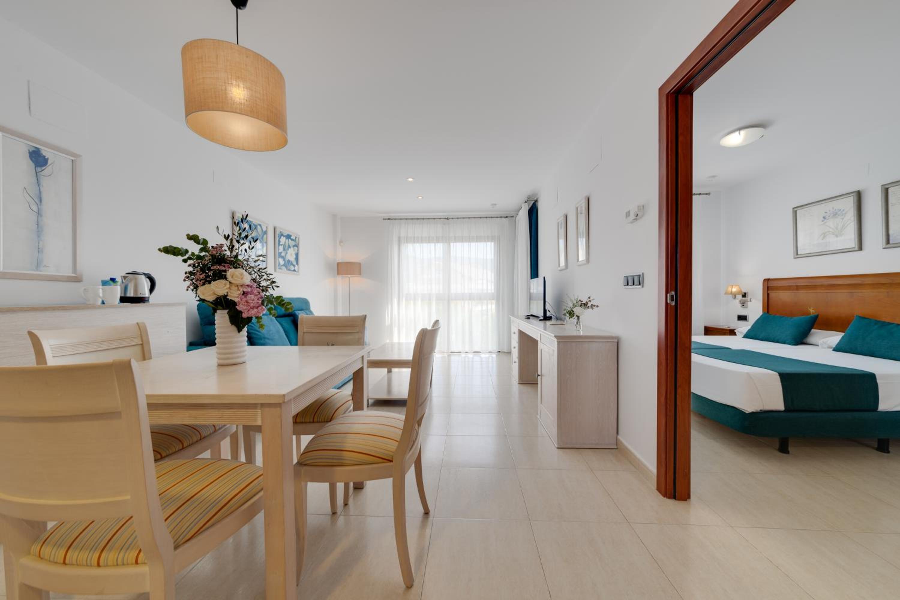 Suite Junior con vista al mar.