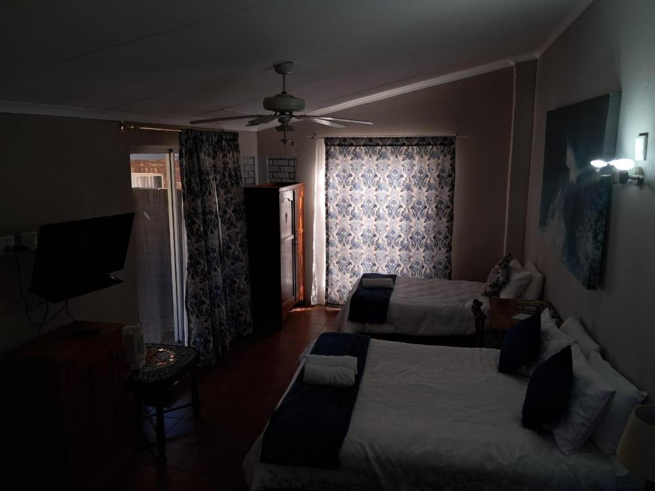Classic Triple Room photo 3