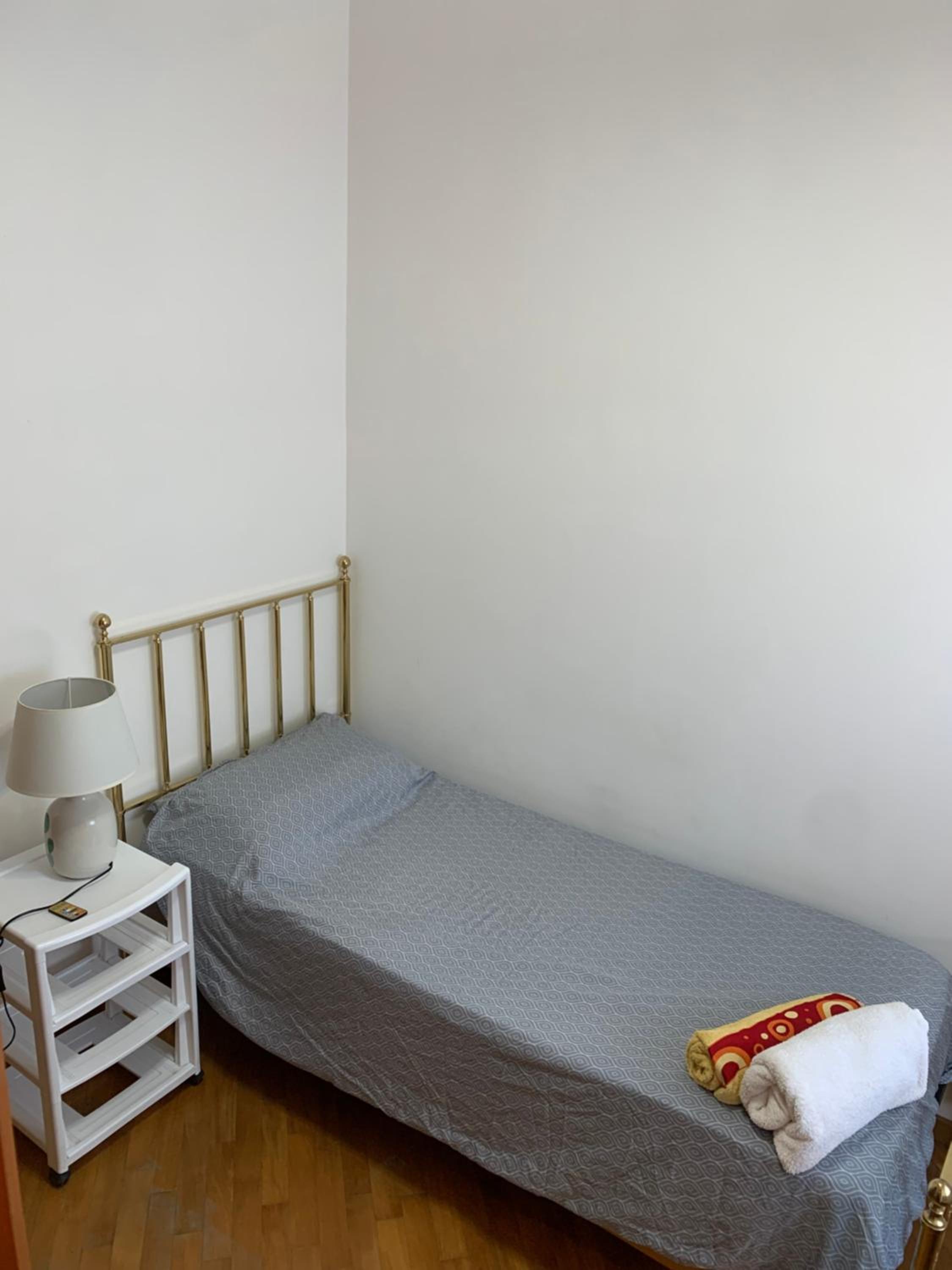 Single Room with Private Bathroom photo 1