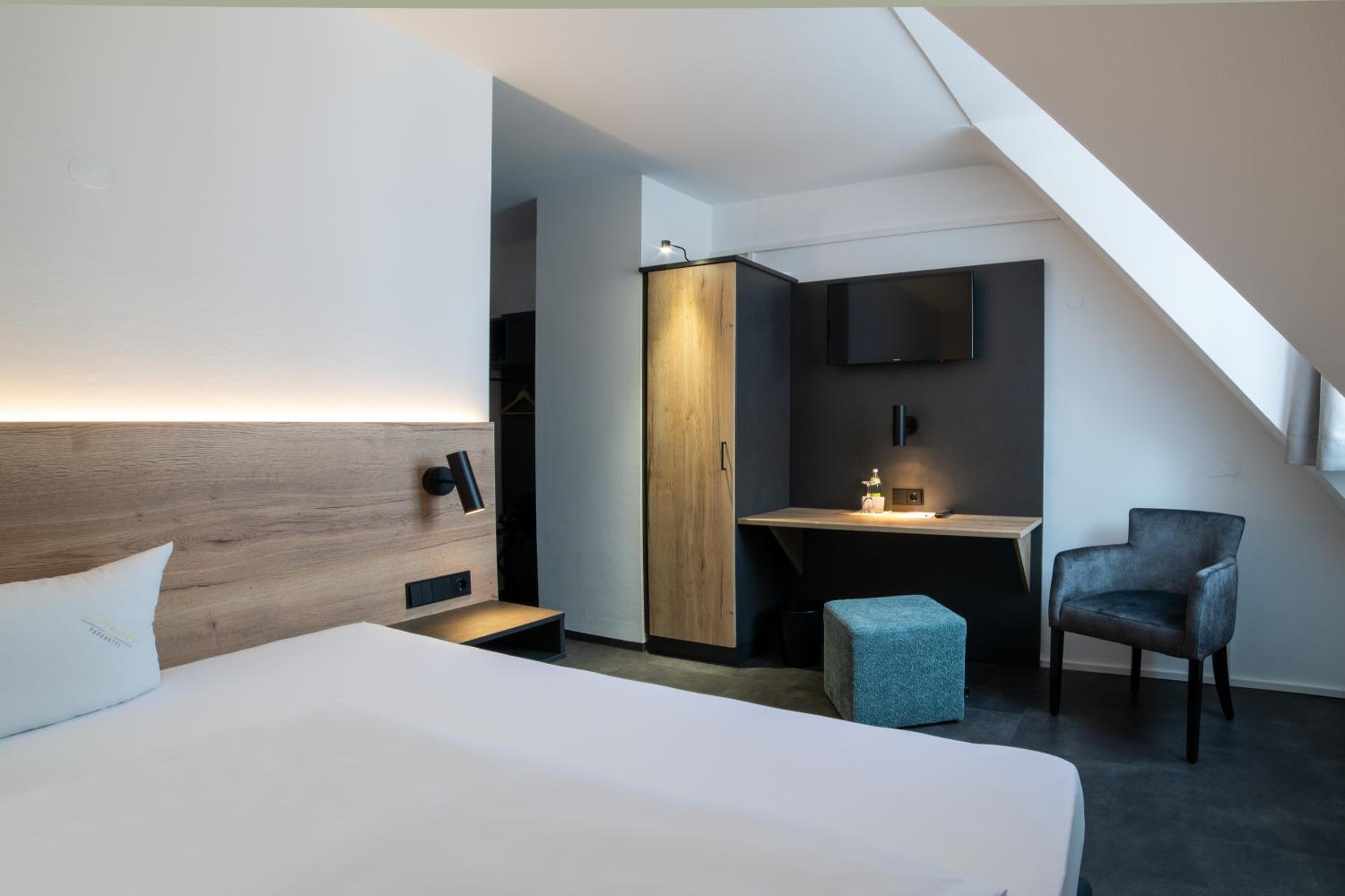 Business Single Room