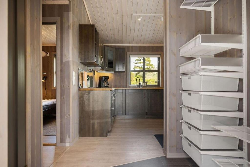 Three-Bedroom House photo 3