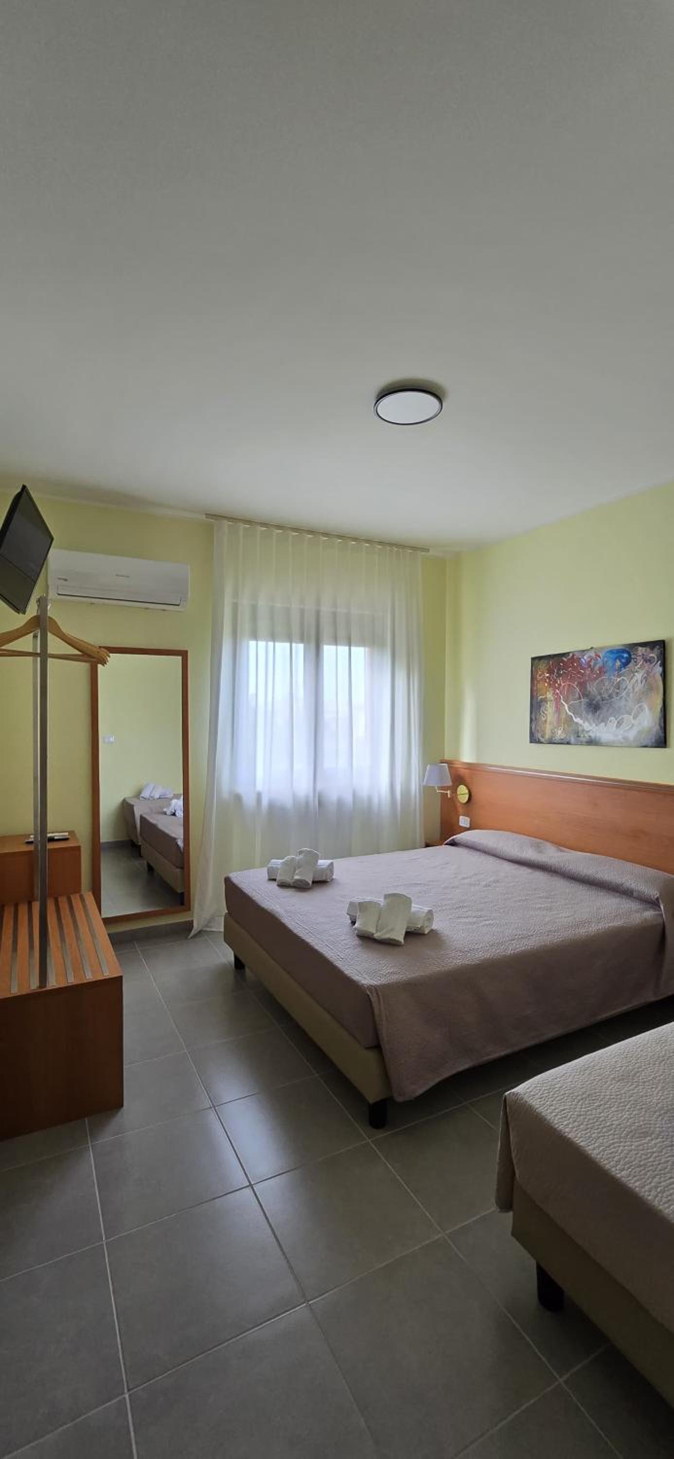 Classic Triple Room