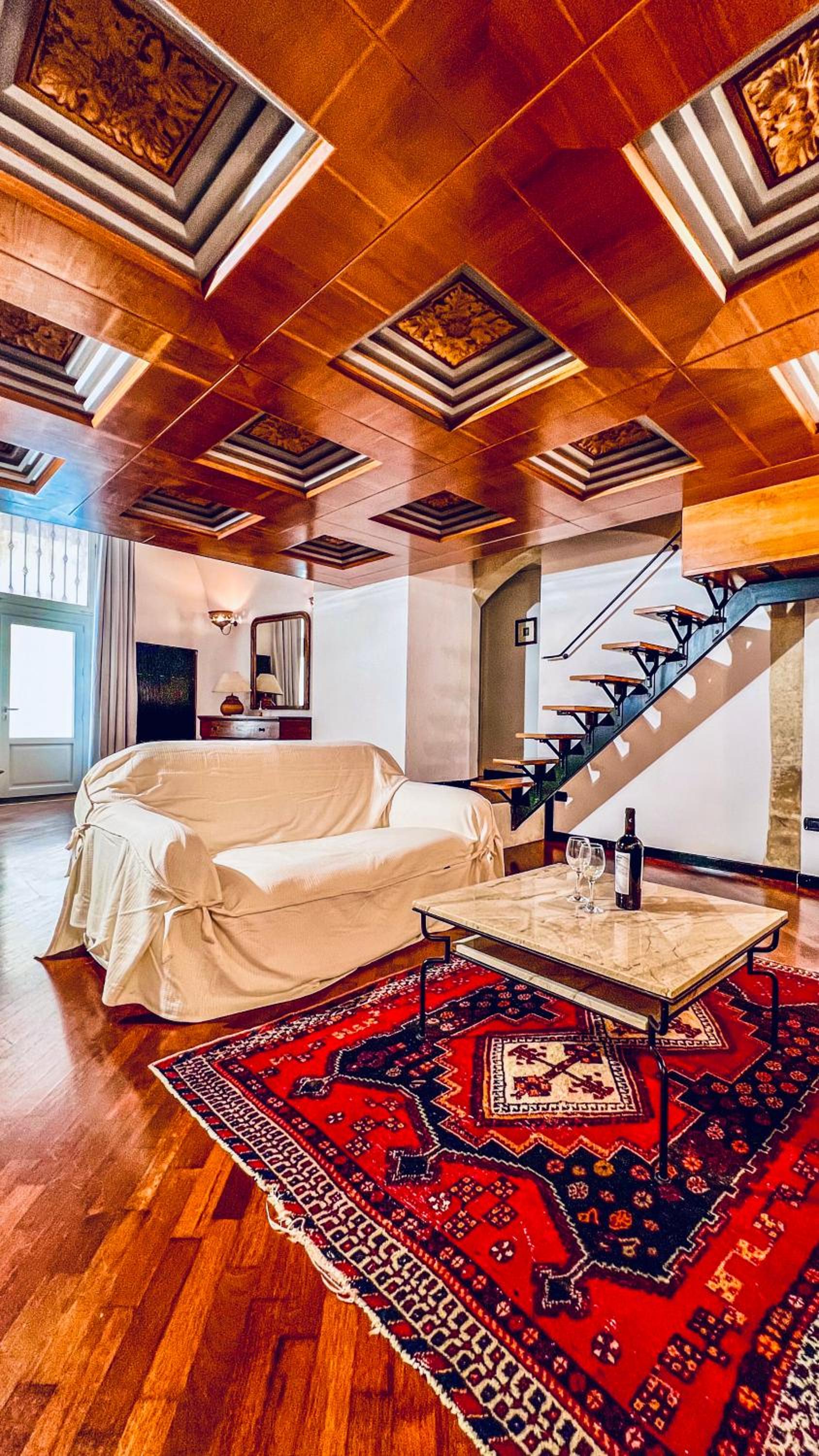 Apartment - Split Level