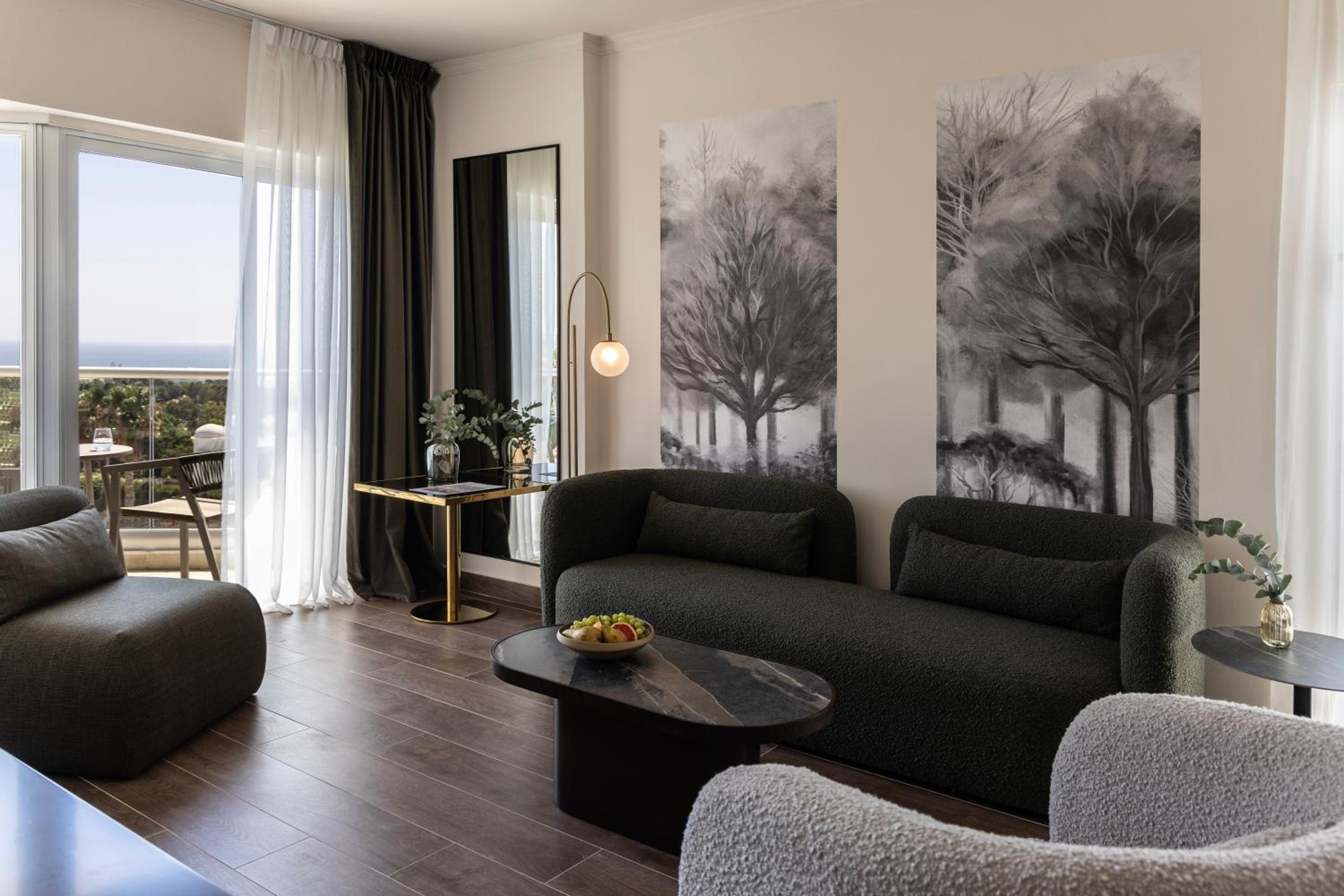 Executive Suite photo 3