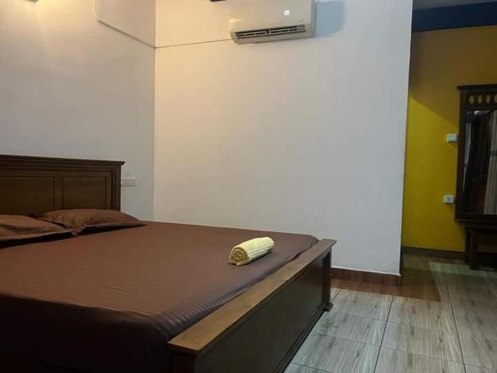 Budget Double Room photo 2