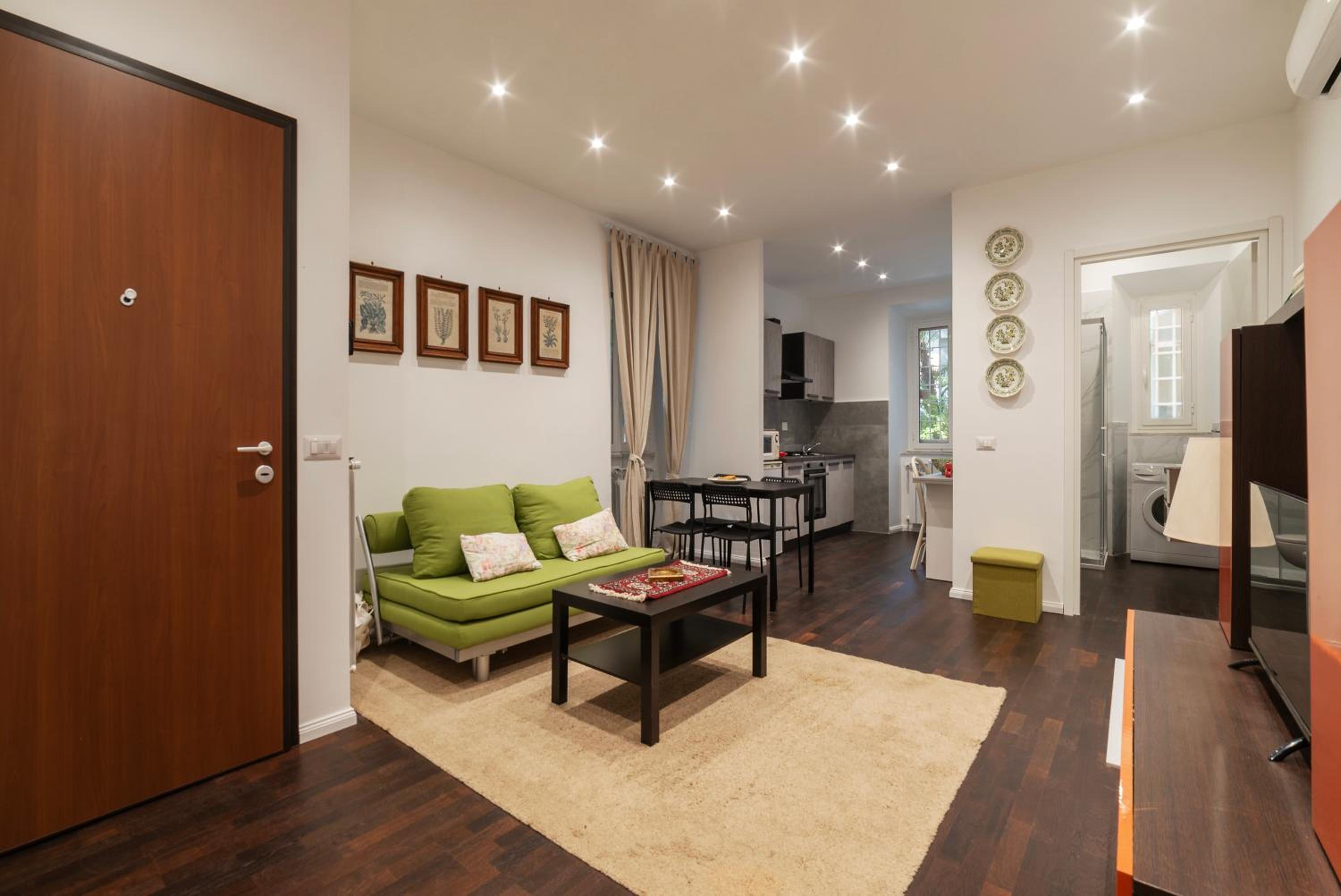 One-Bedroom Apartment