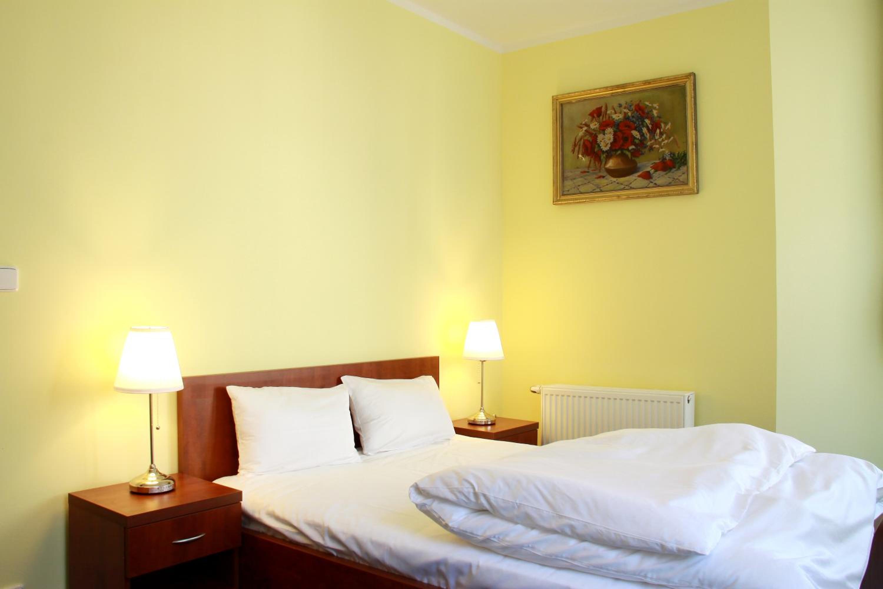 Grand Double Room with Balcony - Photo 2
