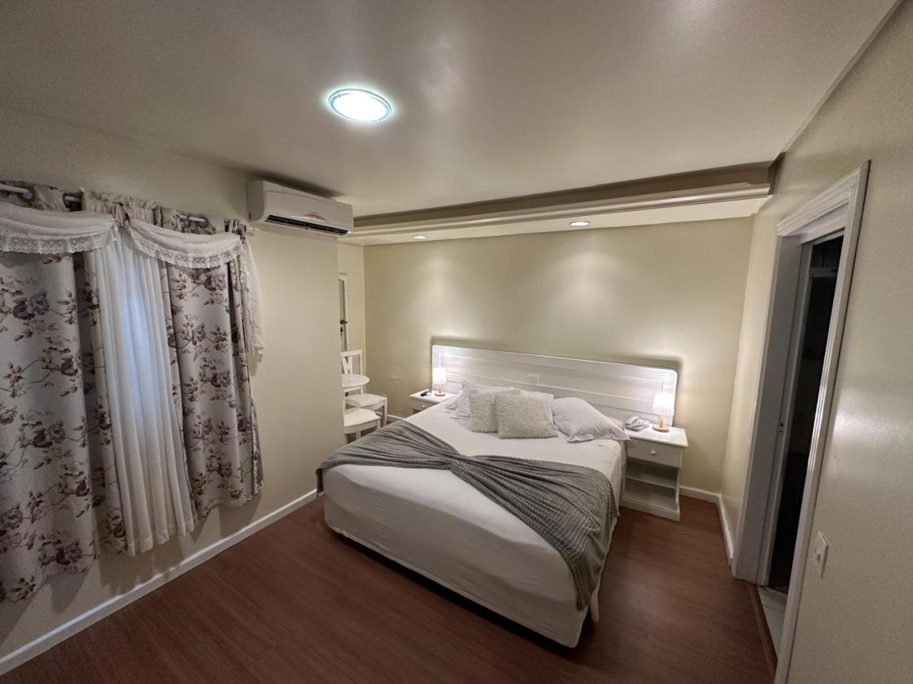 Double or Twin Room - Disability Access photo 3
