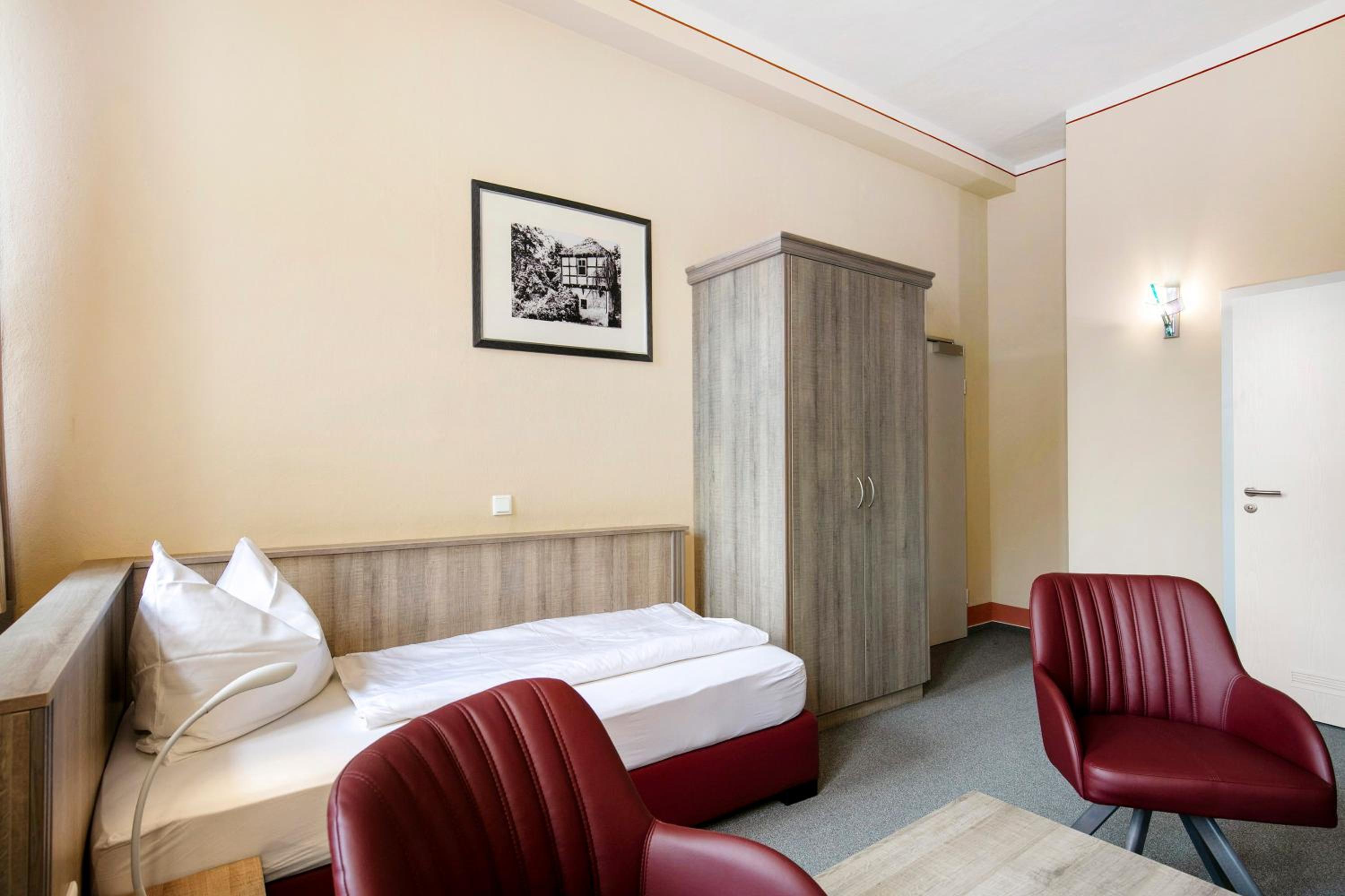 Standard Single Room with Shower