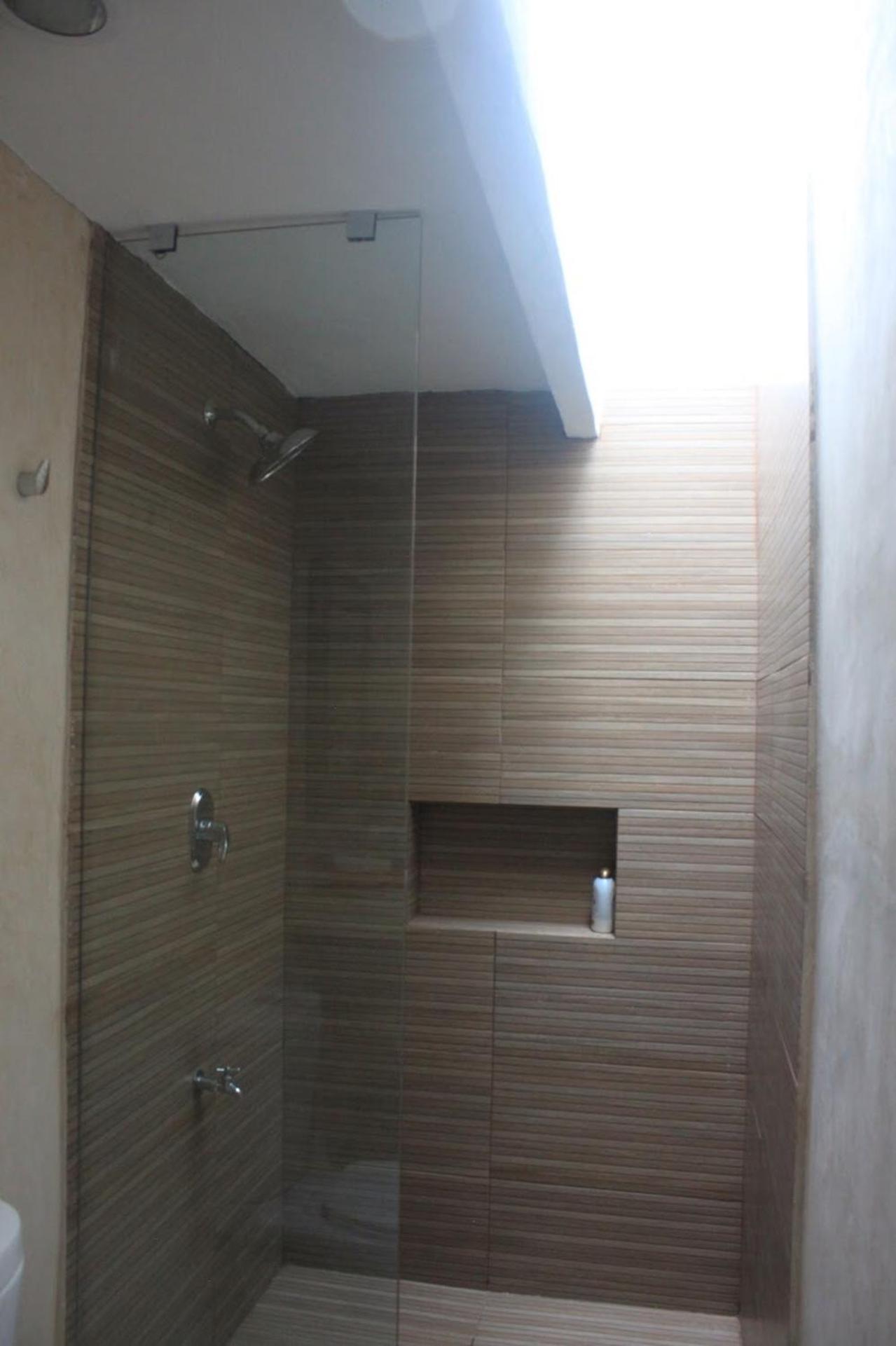 Two-Bedroom House - Photo 23