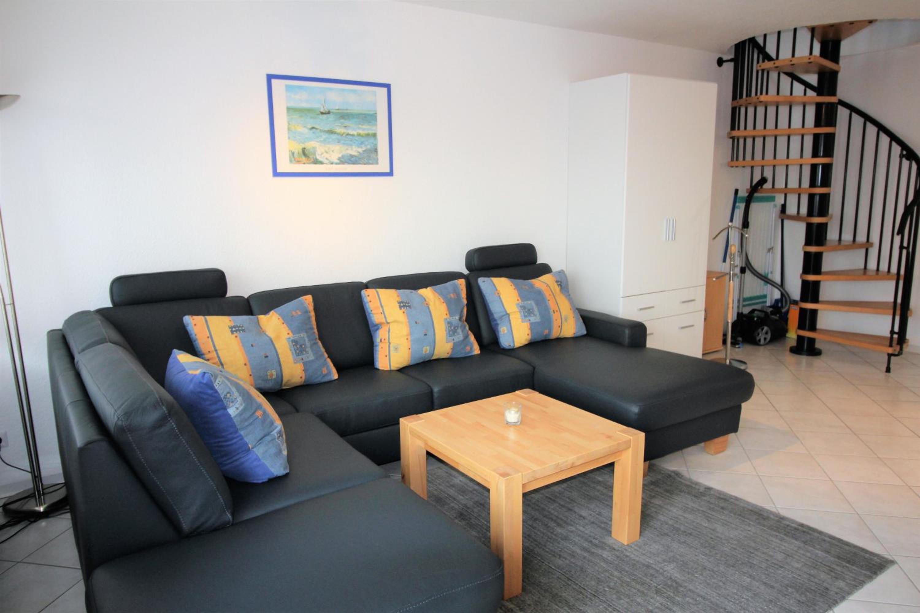 Apartment photo 2