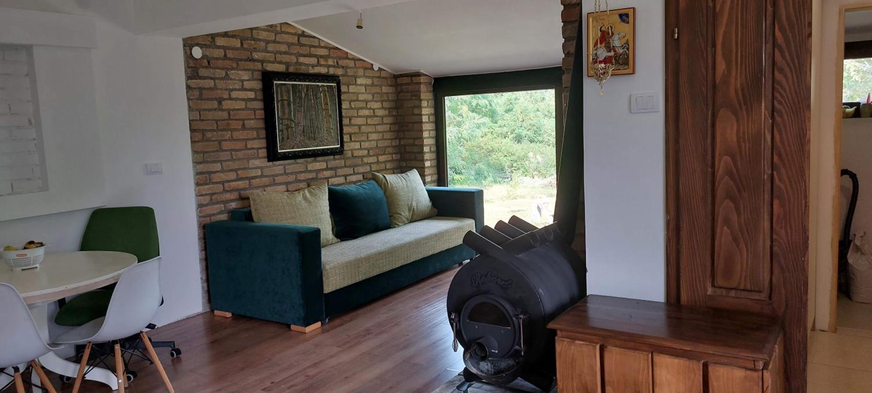 Two-Bedroom House photo 2