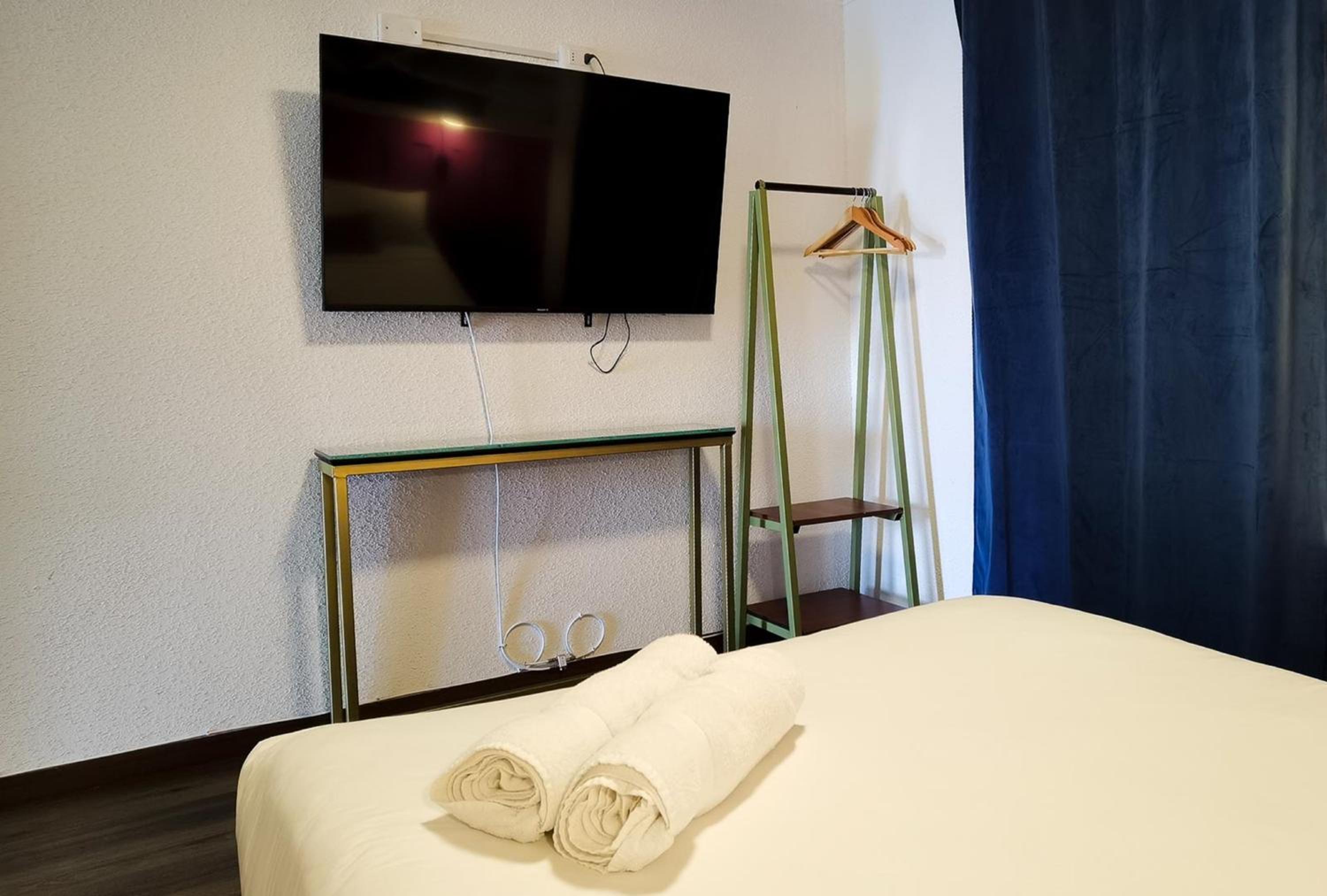 Double Room with Private Bathroom photo 3