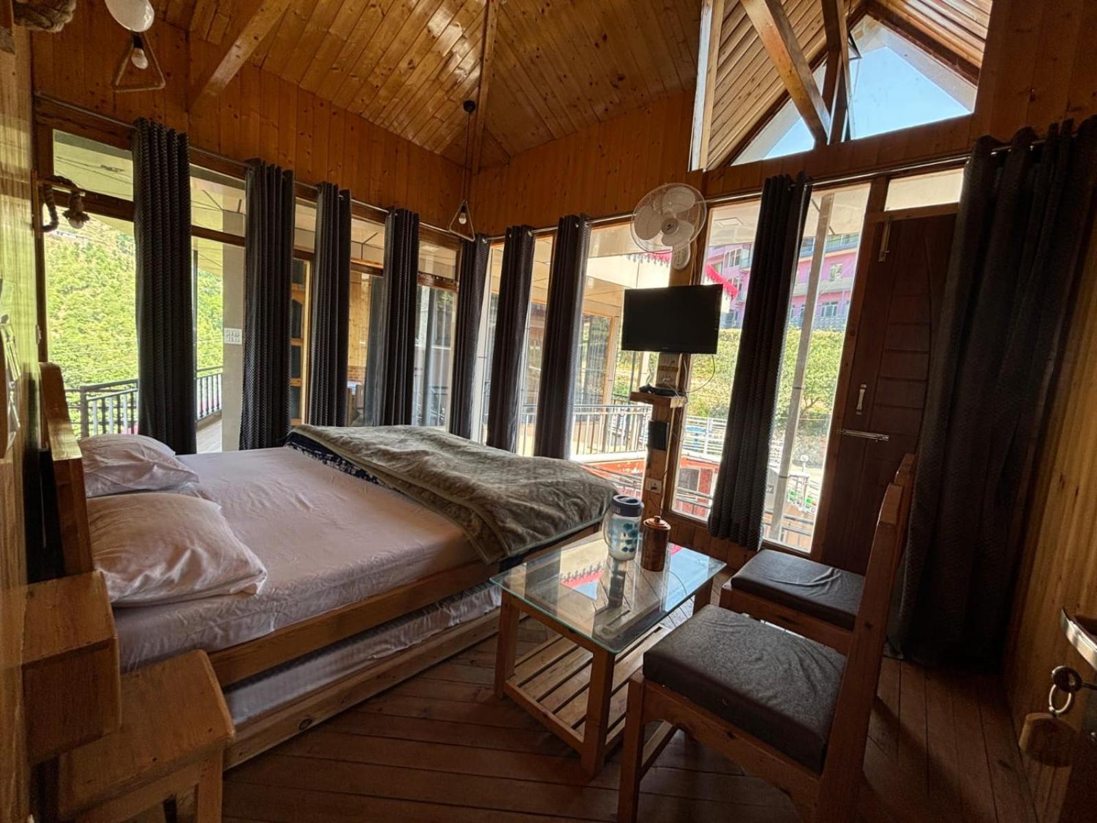 Superior Chalet photo 1