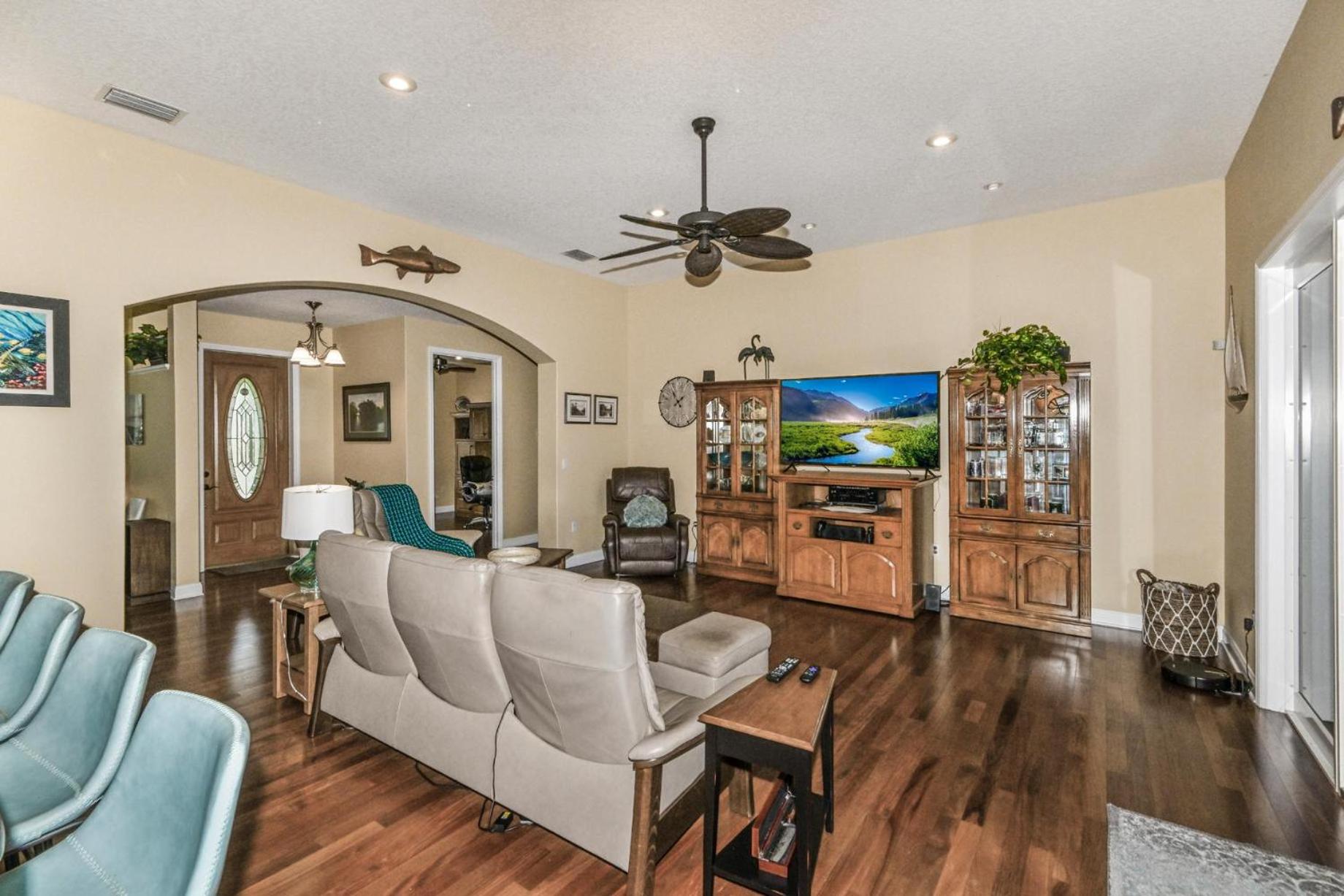 Three-Bedroom Holiday Home  photo 3