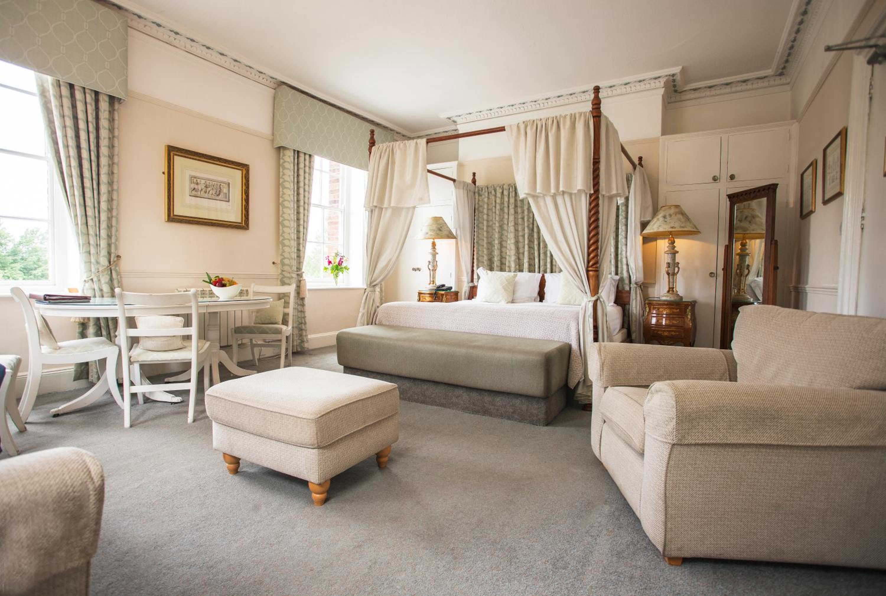 Deluxe King Room
