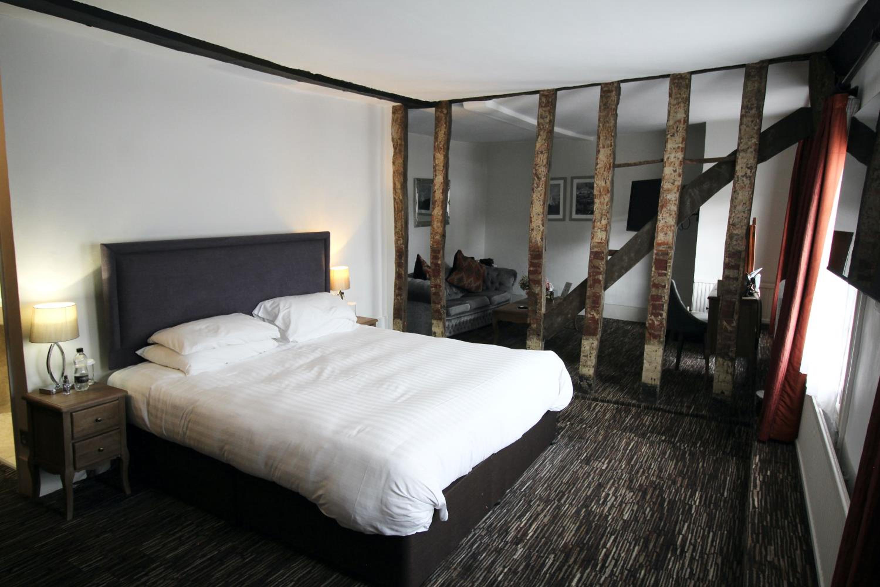 Deluxe Double Room photo 2