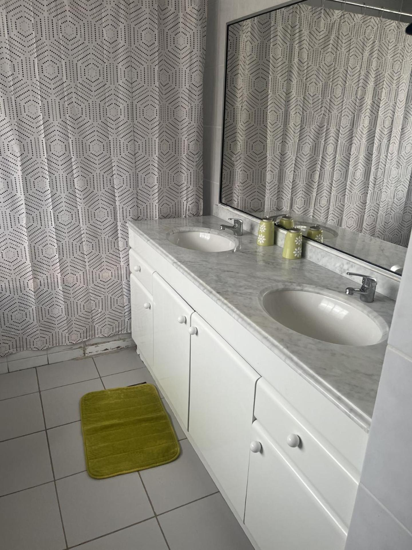 Queen Suite photo 3