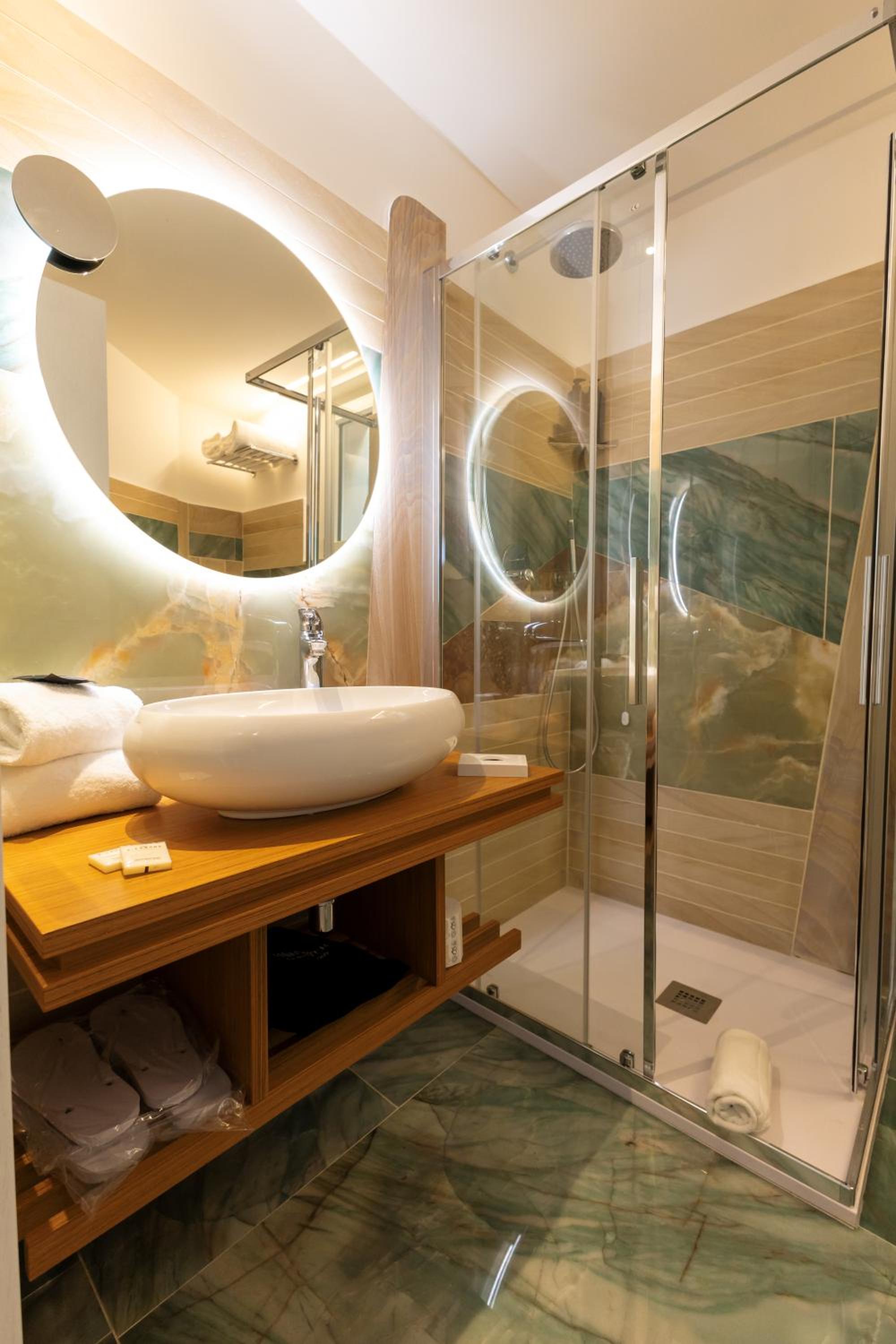 Superior Double Room photo 2